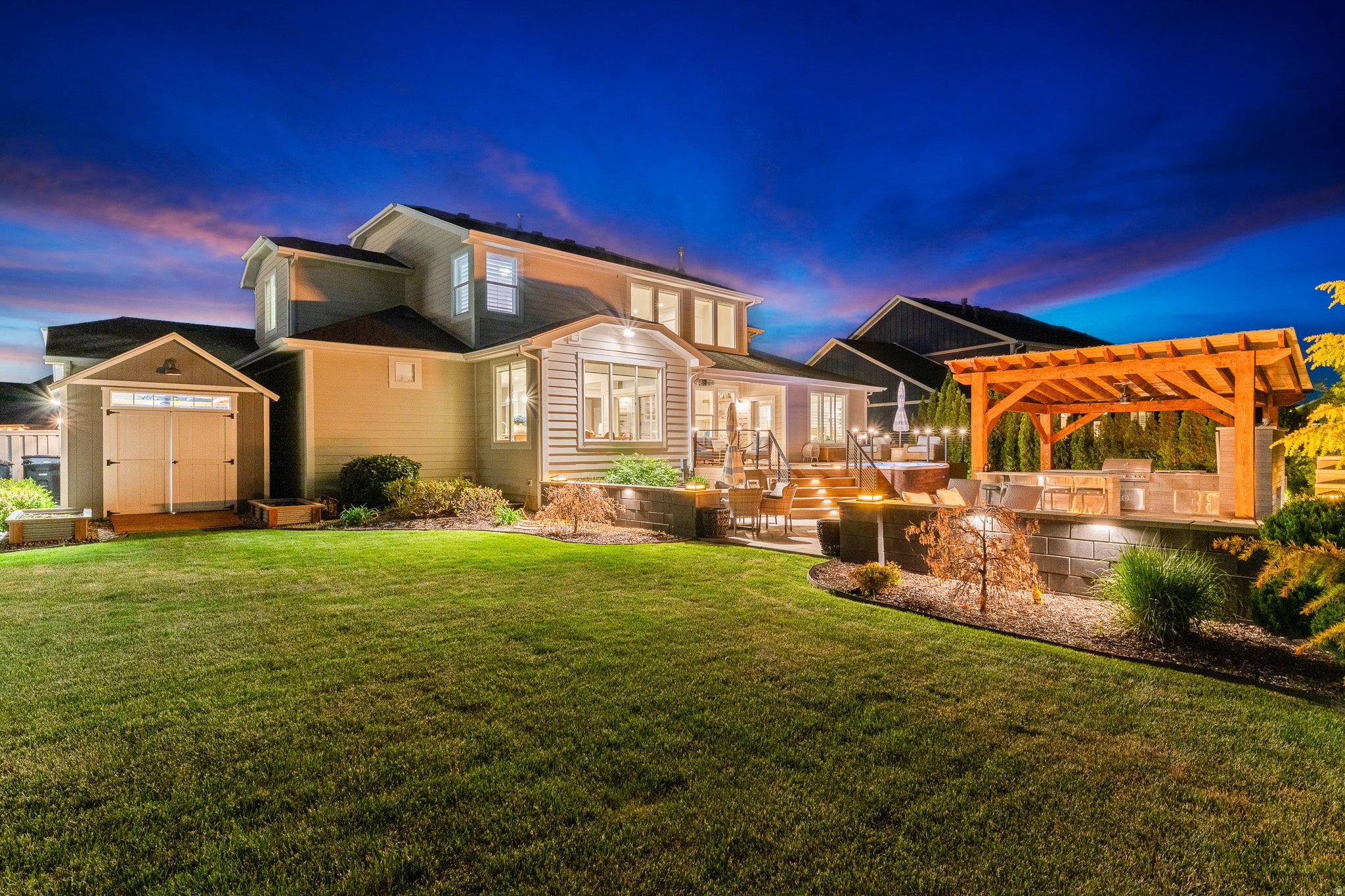 Fruit Heights, Utah, 84037, United States, 6 Bedrooms Bedrooms, ,4 BathroomsBathrooms,Residential,Contingent,2045711