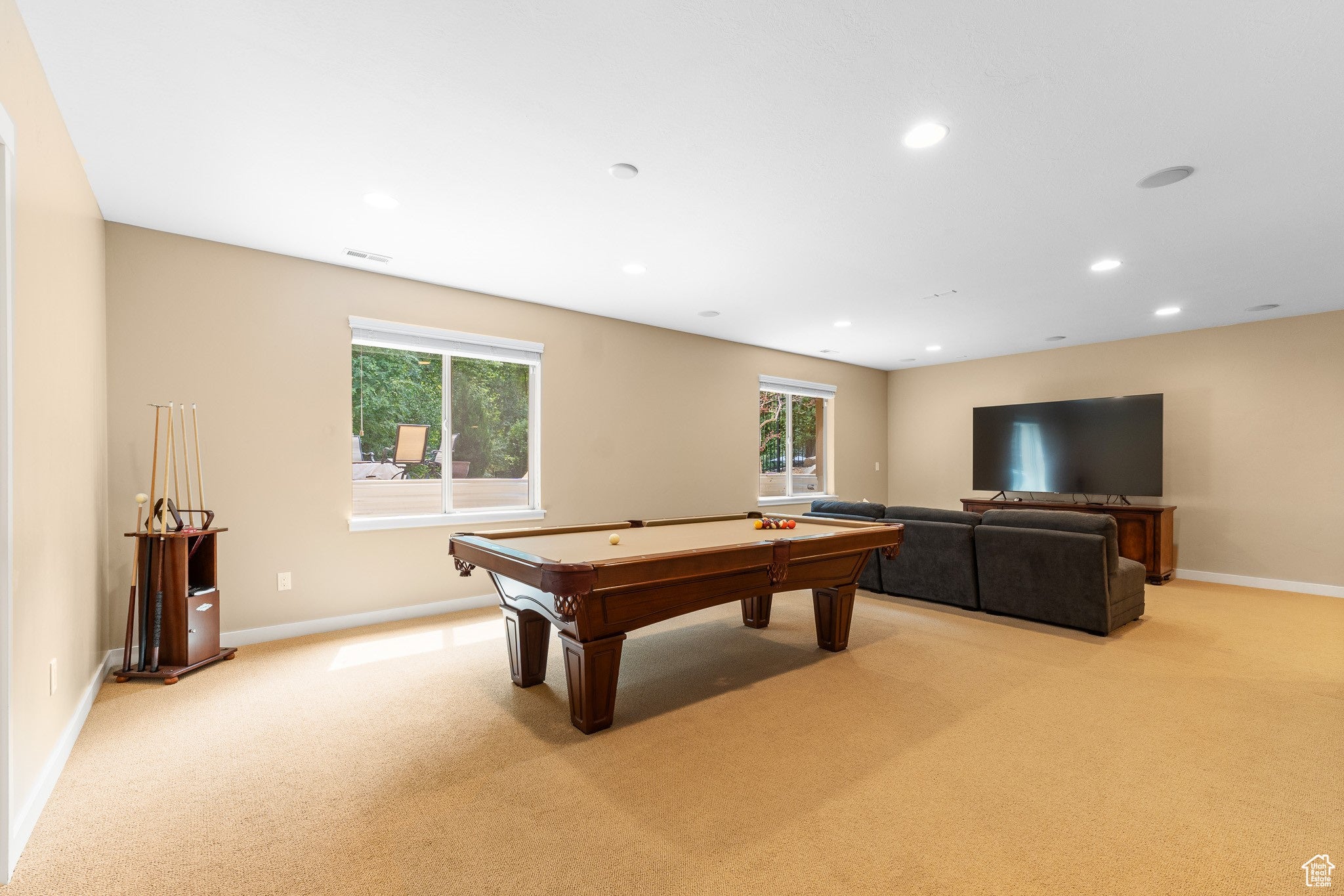Farmington, Utah, 84025, United States, 4 Bedrooms Bedrooms, ,4 BathroomsBathrooms,Residential,Active,1914760