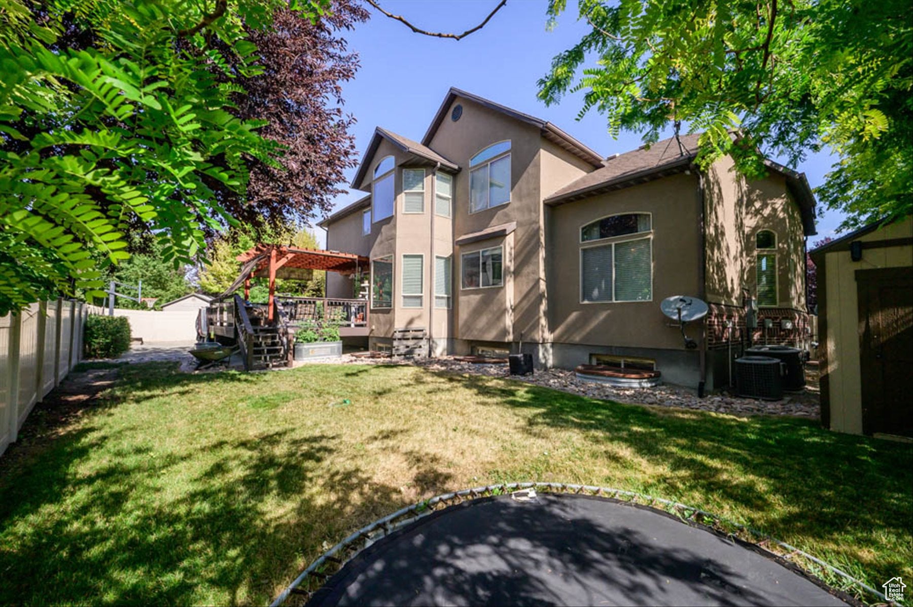 South Jordan, Utah, 84095, United States, 6 Bedrooms Bedrooms, ,4 BathroomsBathrooms,Residential,Active,1876871