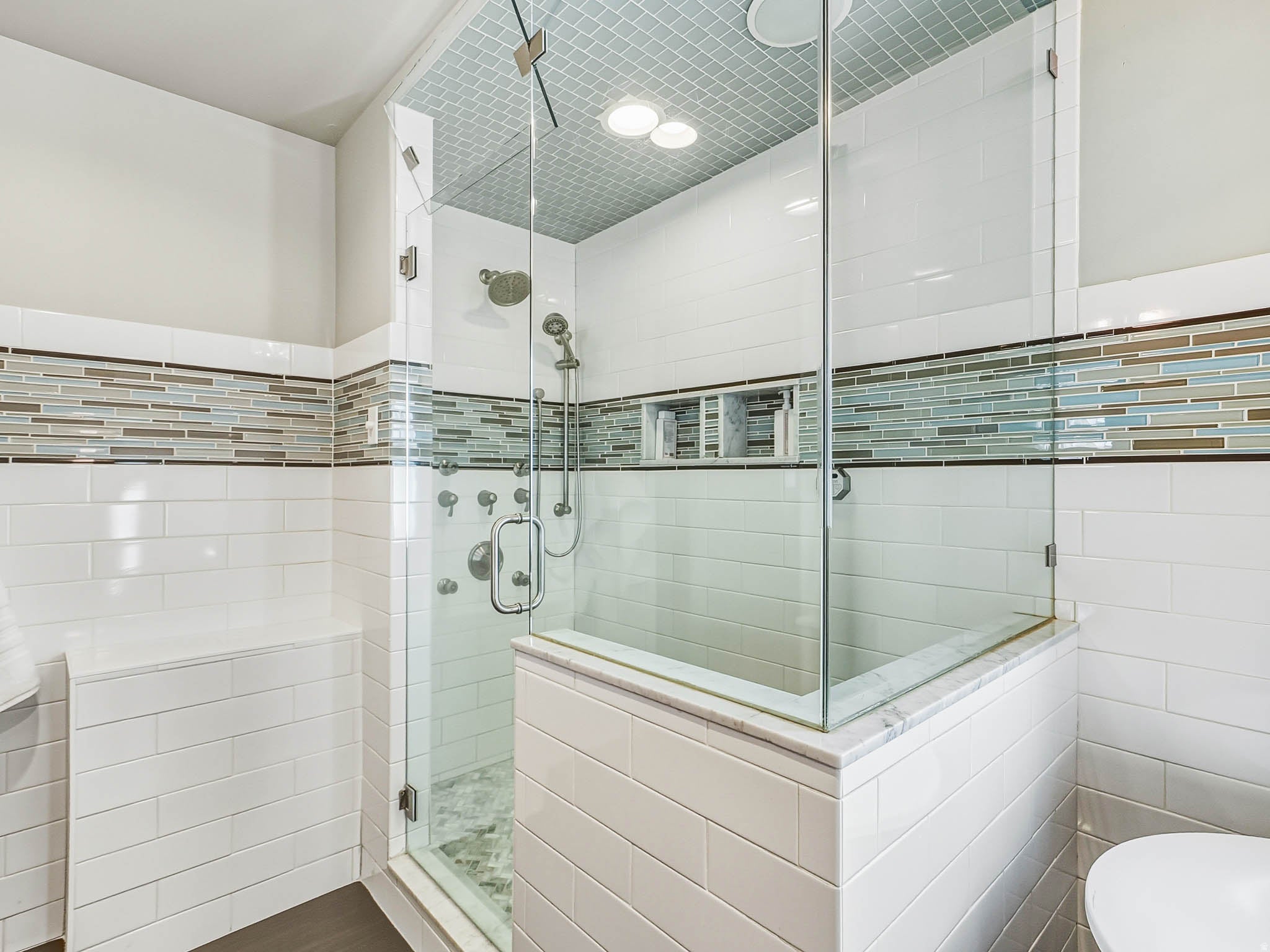 Salt Lake City, Utah, 84105, United States, 6 Bedrooms Bedrooms, ,4 BathroomsBathrooms,Residential,Active,2000214