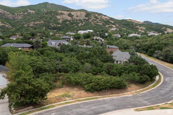 4288 FERN DR, OGDEN, UT 84403, photo 1 of 11