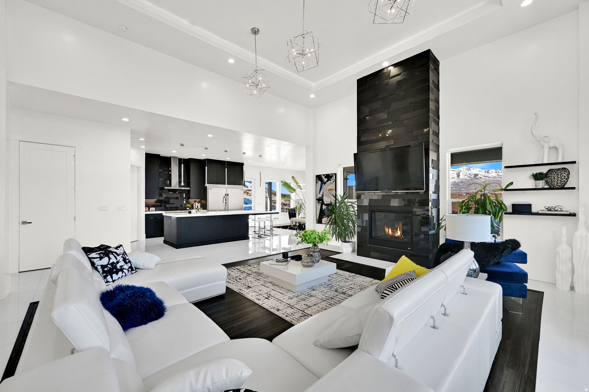 Mountain Green, Utah, 84050, United States, 5 Bedrooms Bedrooms, ,4 BathroomsBathrooms,Residential,Active,2013437