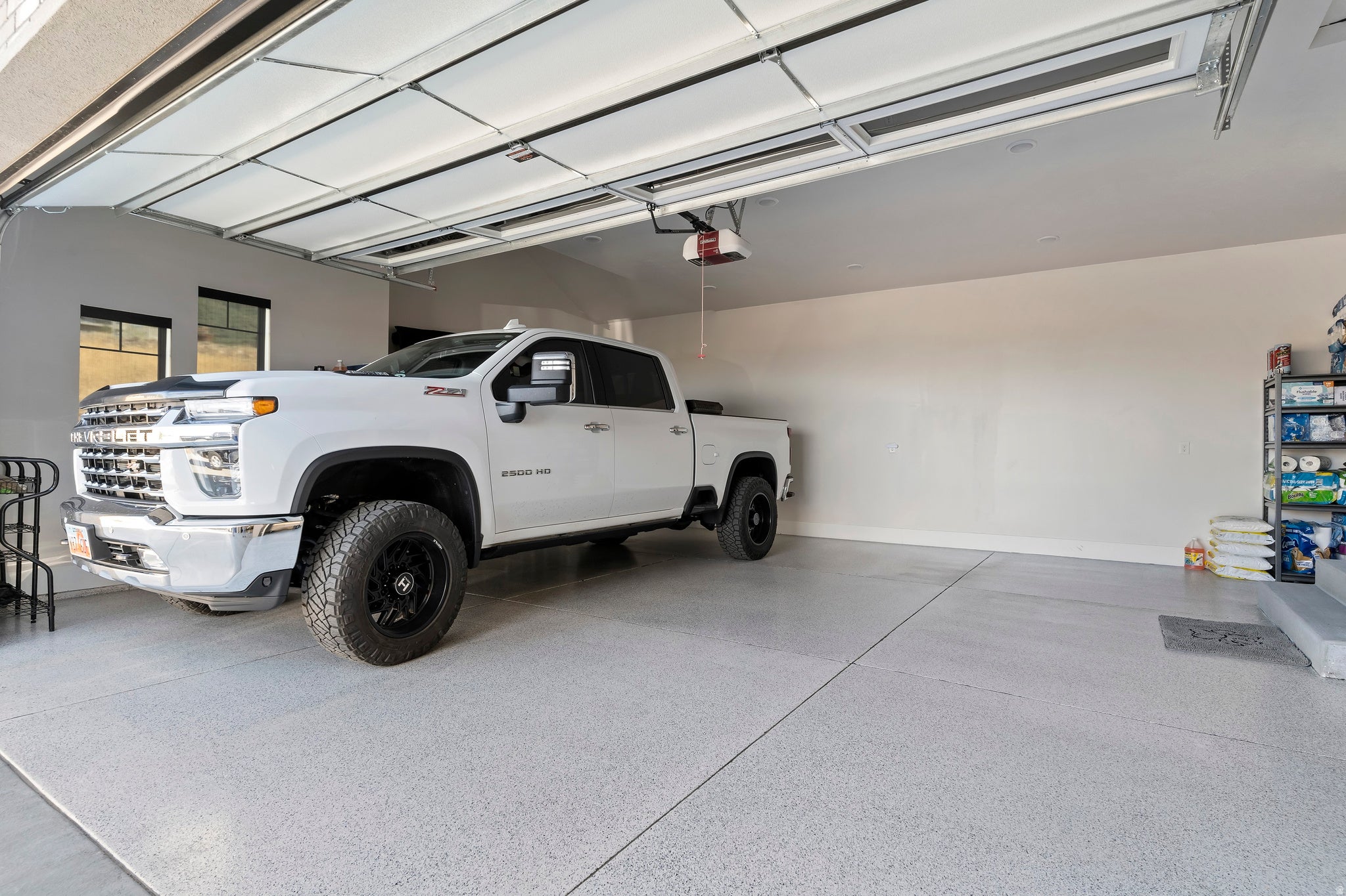 North Ogden, Utah, 84414, United States, 5 Bedrooms Bedrooms, ,5 BathroomsBathrooms,Residential,Active,1997557