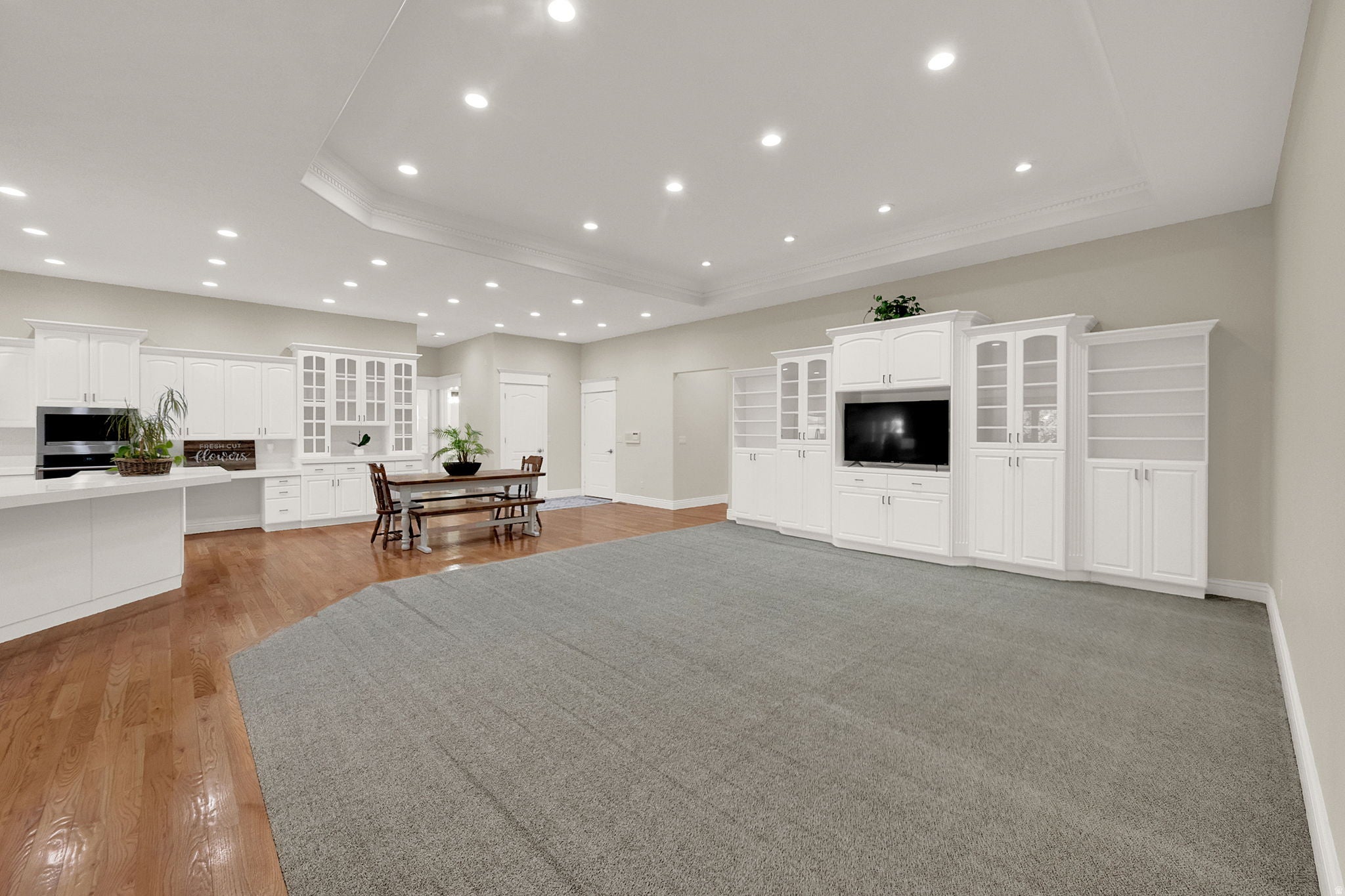 Perry, Utah, 84302, United States, 6 Bedrooms Bedrooms, ,5 BathroomsBathrooms,Residential,Active,2045022