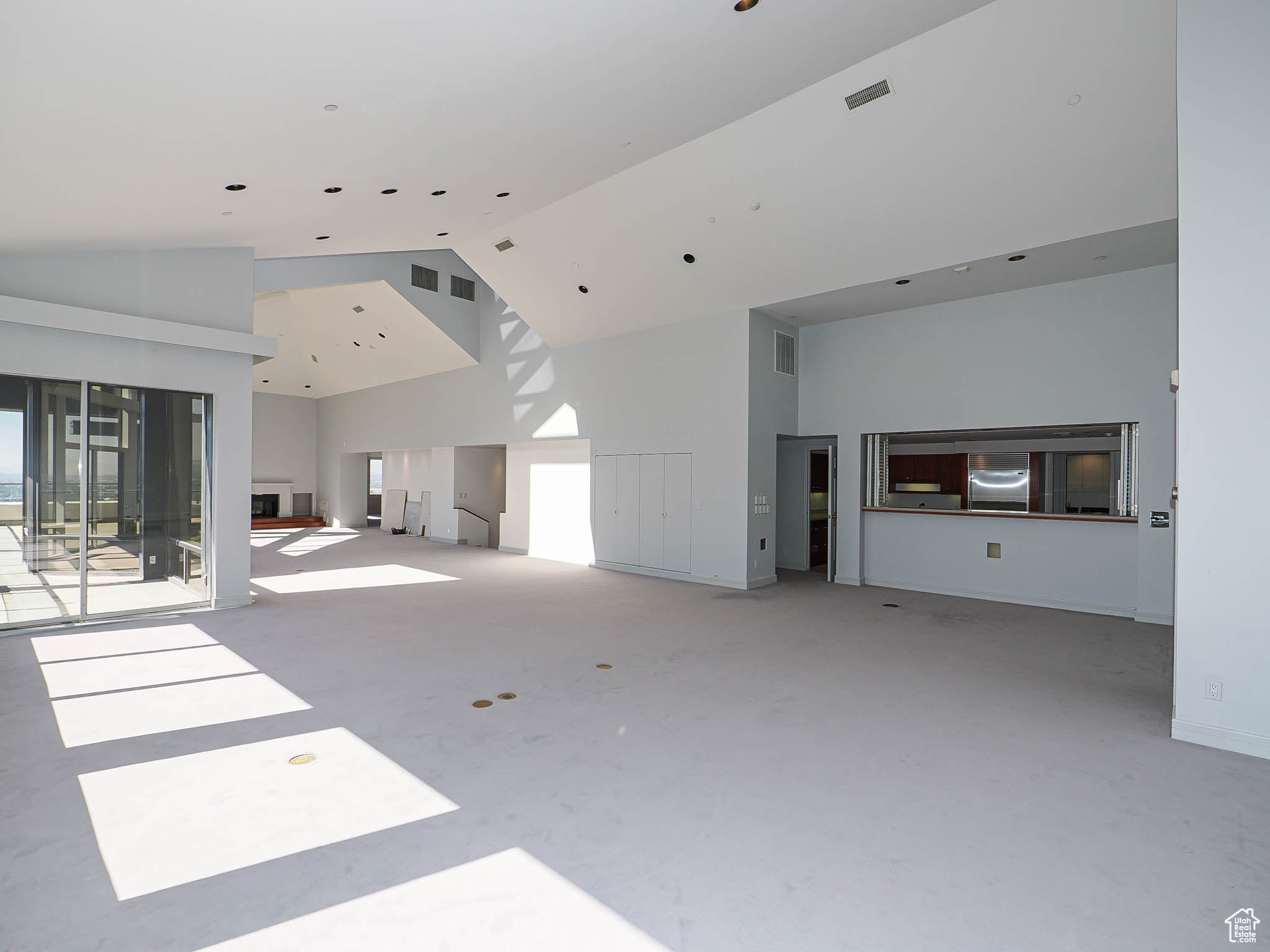 Salt Lake City, Utah, 84101, United States, 4 Bedrooms Bedrooms, ,5 BathroomsBathrooms,Residential,Active,1905069