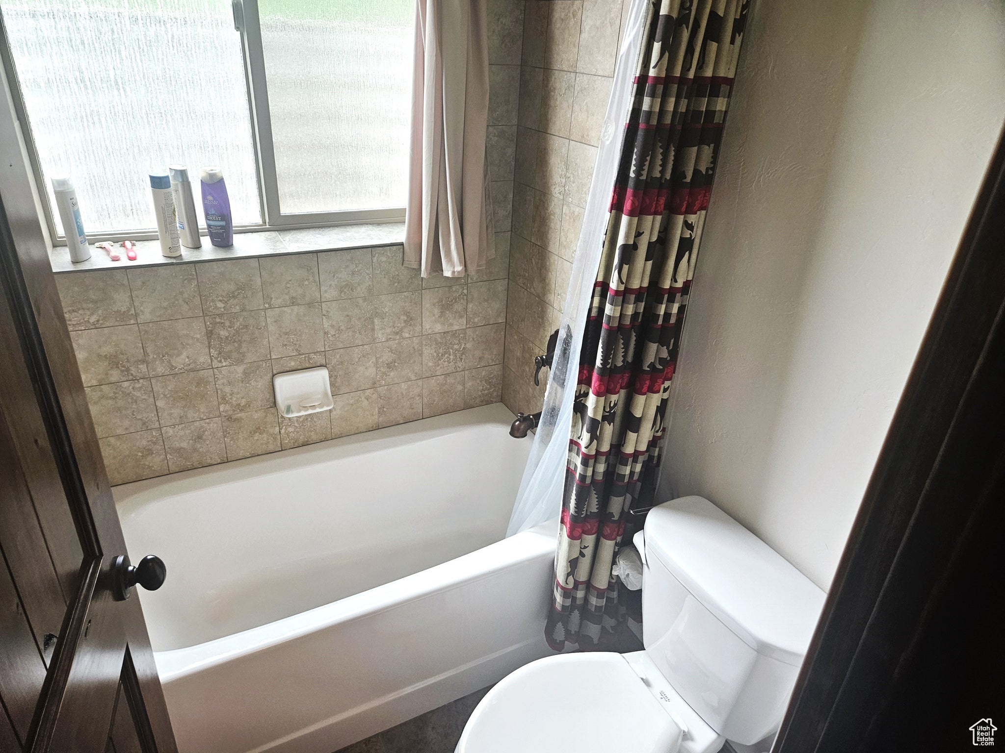 Fruitland, Utah, 84027, United States, 5 Bedrooms Bedrooms, ,3 BathroomsBathrooms,Residential,Active,1899229