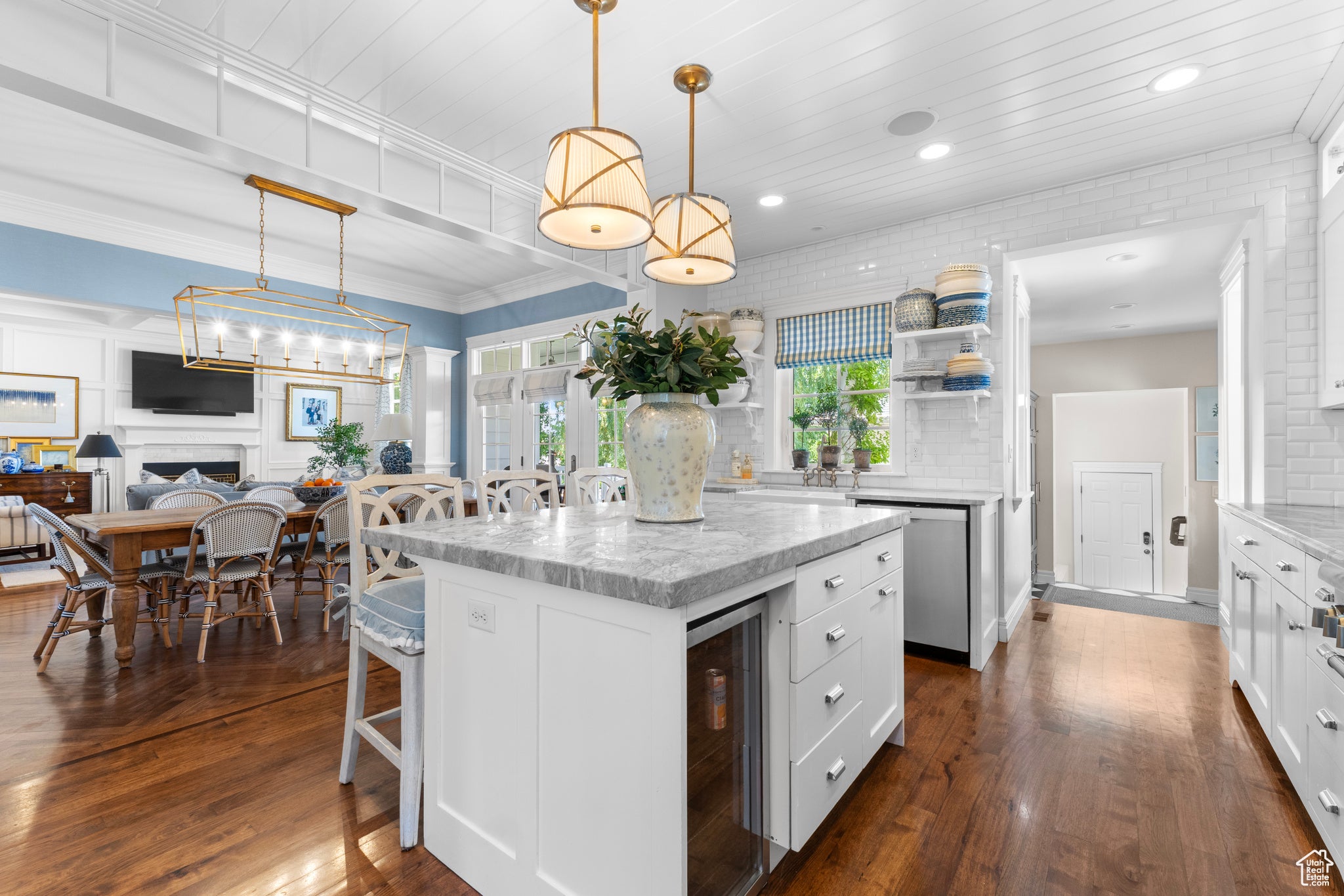 Farmington, Utah, 84025, United States, 6 Bedrooms Bedrooms, ,5 BathroomsBathrooms,Residential,Active,1853229