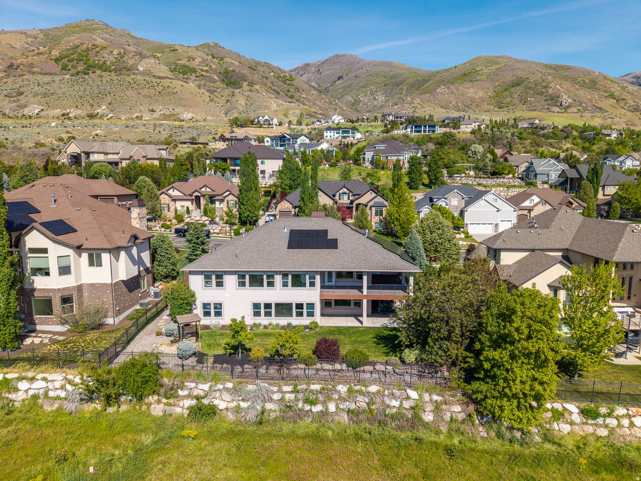 Fruit Heights, Utah, 84037, United States, 6 Bedrooms Bedrooms, ,5 BathroomsBathrooms,Residential,Active,2044980
