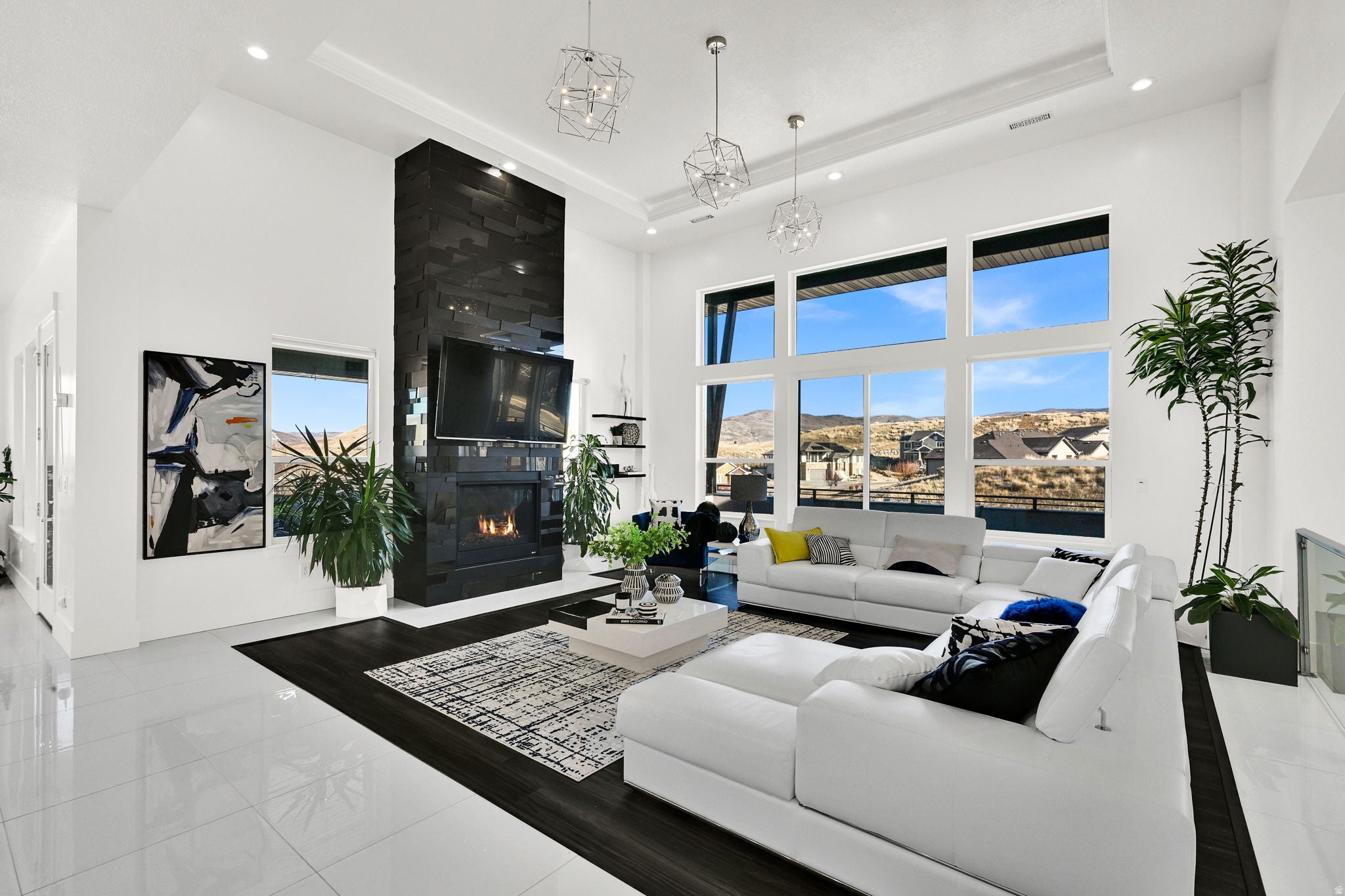 Mountain Green, Utah, 84050, United States, 5 Bedrooms Bedrooms, ,4 BathroomsBathrooms,Residential,Active,2013437