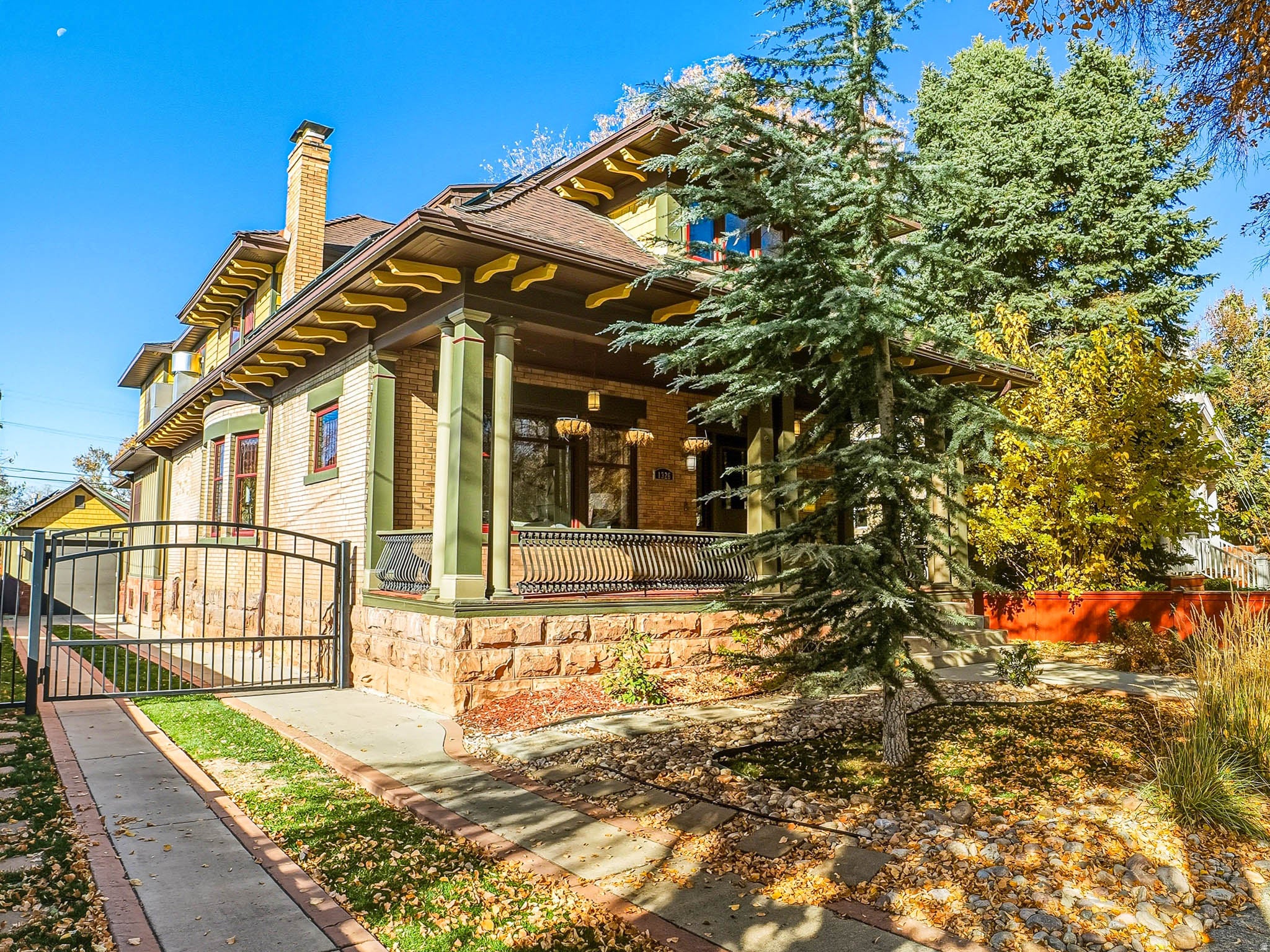 Salt Lake City, Utah, 84105, United States, 6 Bedrooms Bedrooms, ,4 BathroomsBathrooms,Residential,Active,2000214