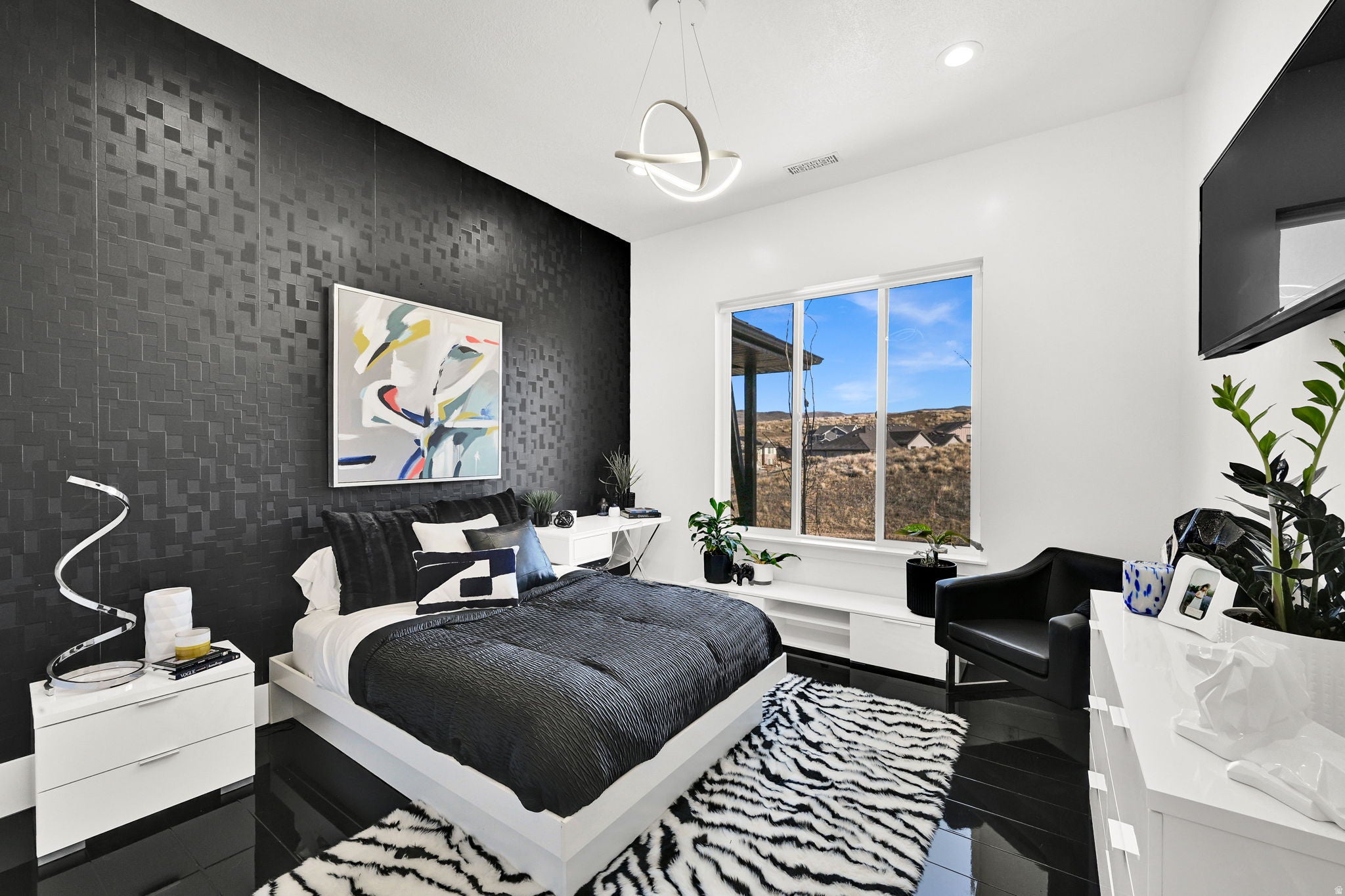 Mountain Green, Utah, 84050, United States, 5 Bedrooms Bedrooms, ,4 BathroomsBathrooms,Residential,Active,2013437