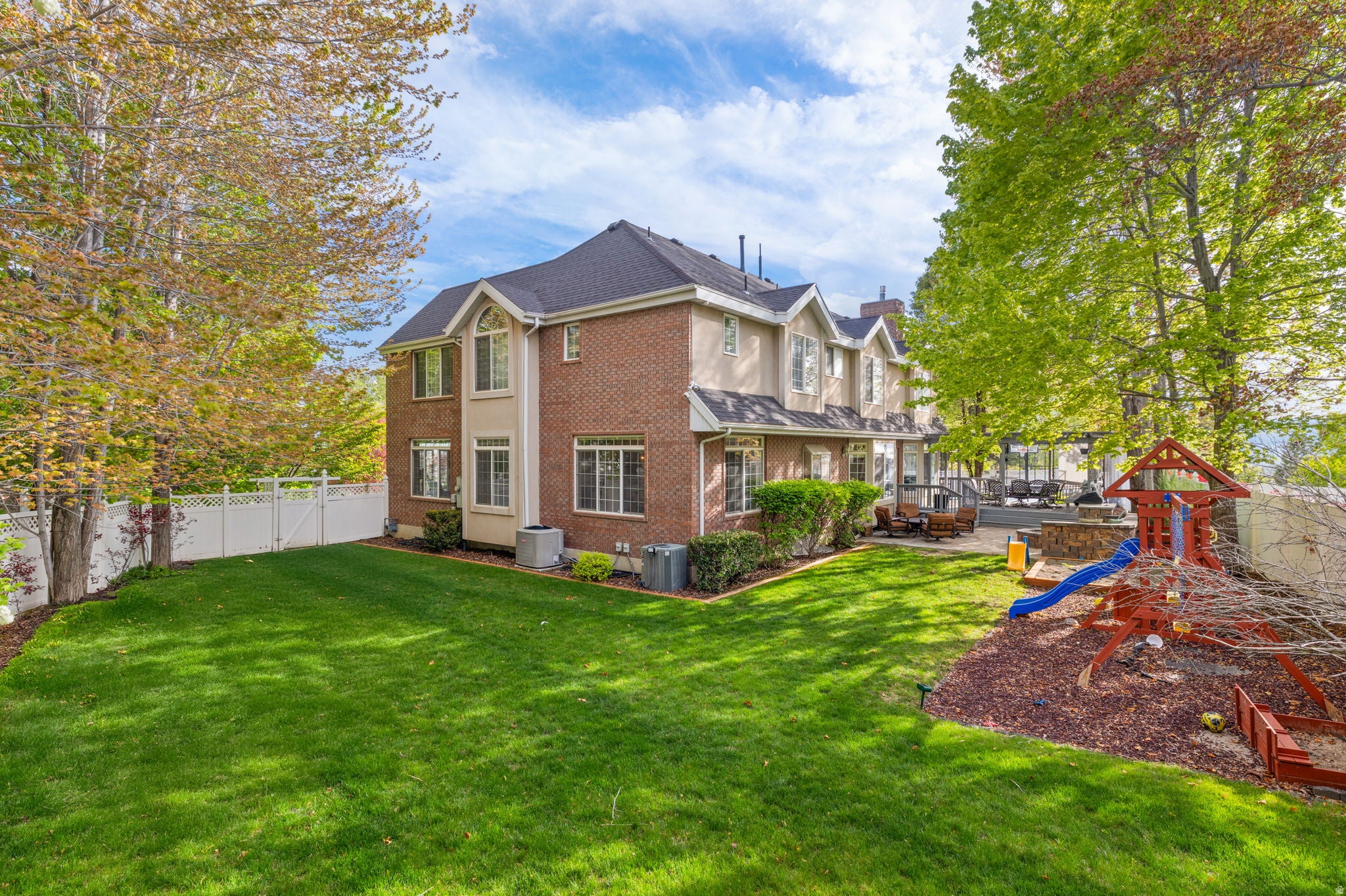 Orem, Utah, 84097, United States, 6 Bedrooms Bedrooms, ,6 BathroomsBathrooms,Residential,Active,2044198
