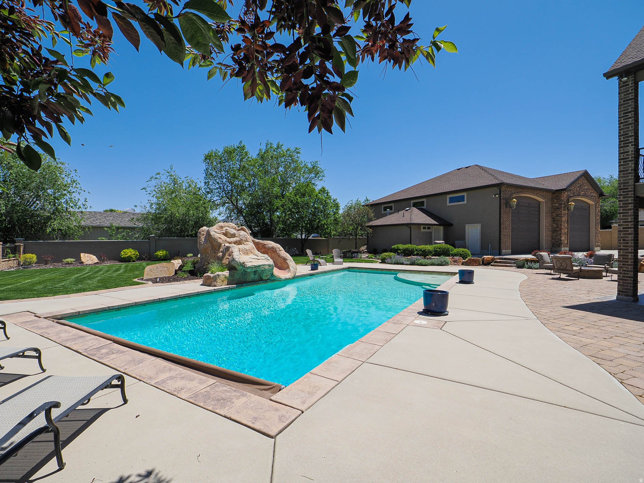 Bluffdale, Utah, 84065, United States, 5 Bedrooms Bedrooms, ,5 BathroomsBathrooms,Residential,Active,2030117