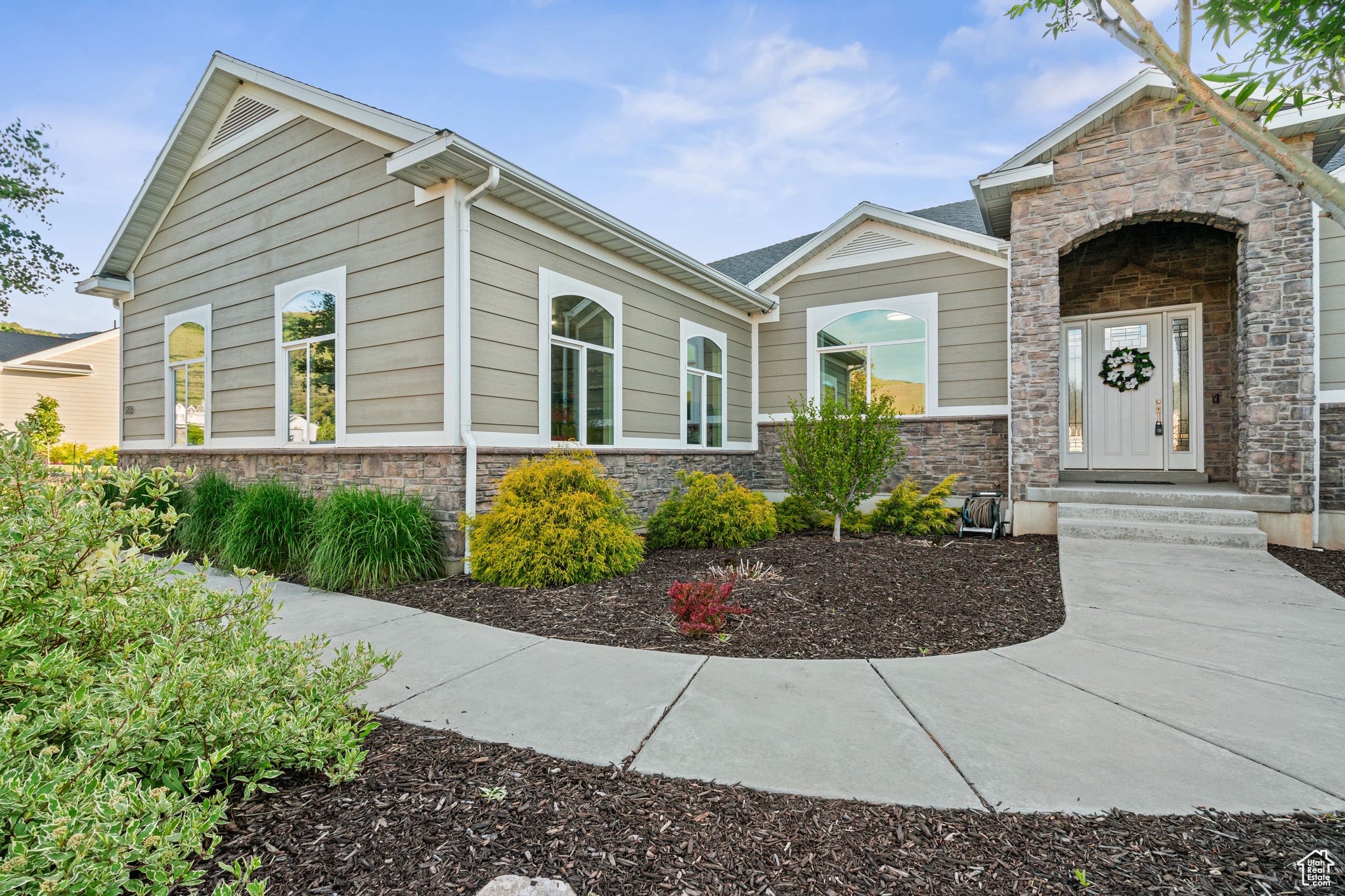 Mantua, Utah, 84324, United States, ,6 BathroomsBathrooms,Residential,Active,1843442