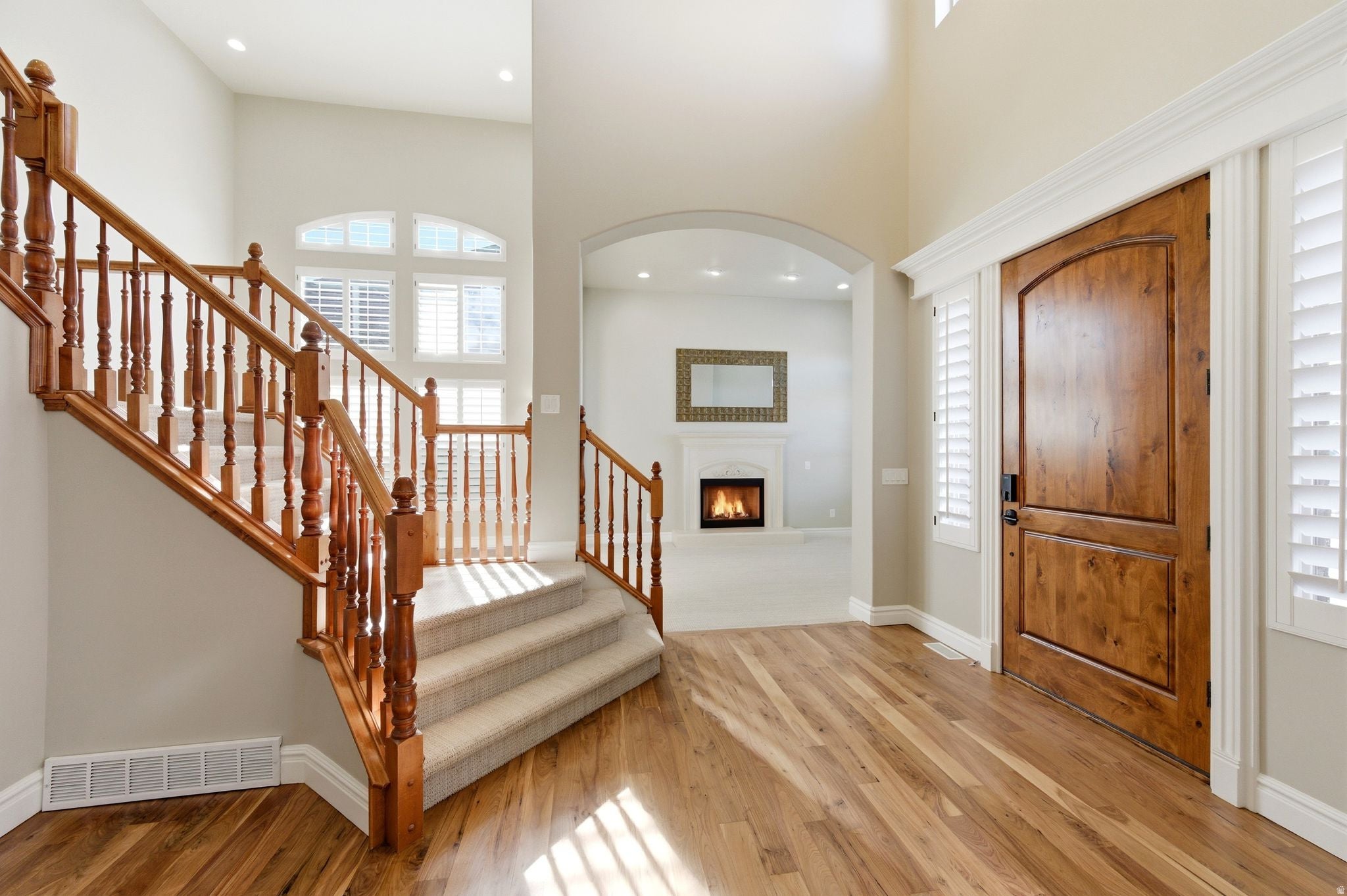 North Salt Lake, Utah, 84054, United States, 6 Bedrooms Bedrooms, ,4 BathroomsBathrooms,Residential,Active,2012192