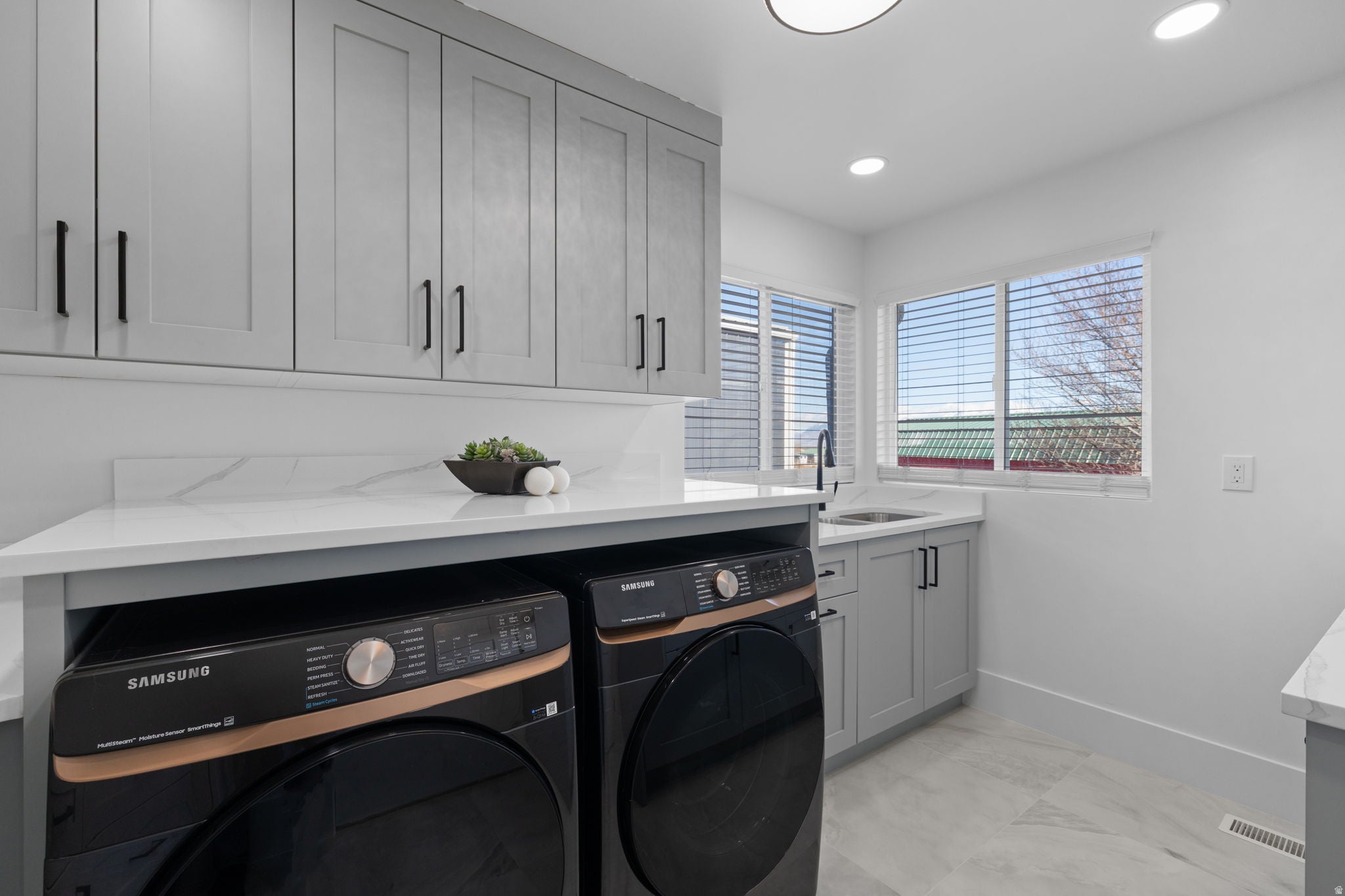 Payson, Utah, 84651, United States, 5 Bedrooms Bedrooms, ,3 BathroomsBathrooms,Residential,Active,2007937