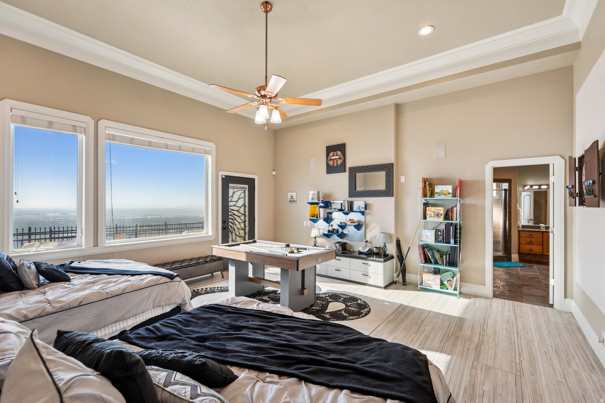 Salt Lake City, Utah, 84103, United States, 5 Bedrooms Bedrooms, ,4 BathroomsBathrooms,Residential,Active,2042745