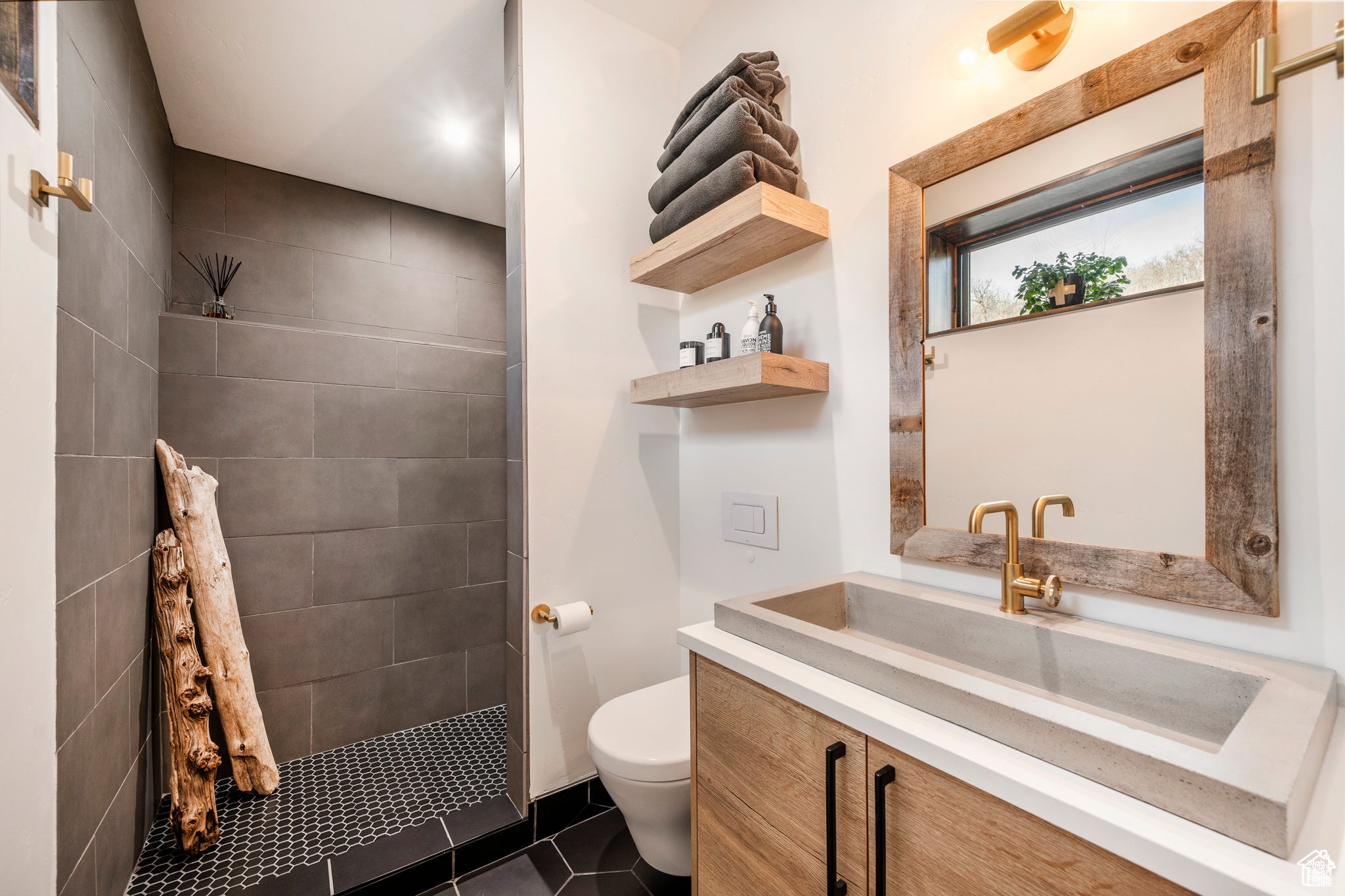 Heber City, Utah, 84032, United States, 2 Bedrooms Bedrooms, ,3 BathroomsBathrooms,Residential,Active,1753984