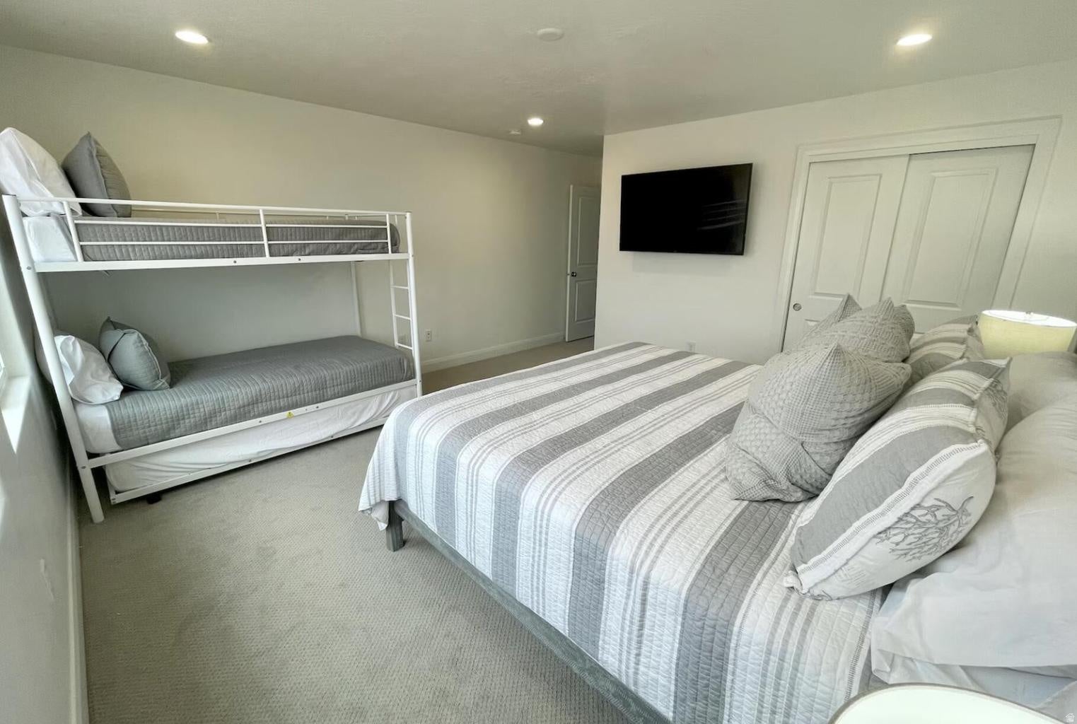 Washington, Utah, 84780, United States, 5 Bedrooms Bedrooms, ,5 BathroomsBathrooms,Residential,Active,2045667
