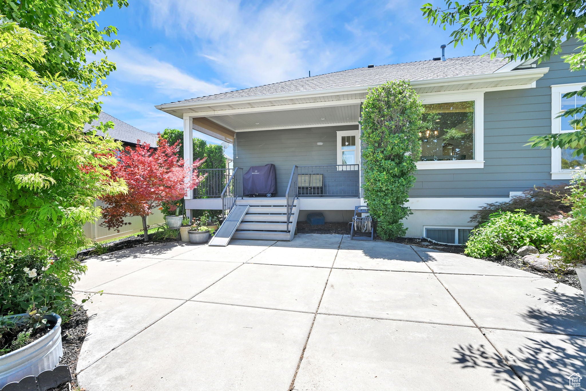 Farmington, Utah, 84025, United States, 5 Bedrooms Bedrooms, ,4 BathroomsBathrooms,Residential,Active,1850687