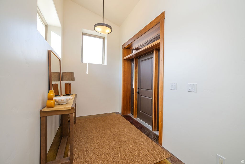 Eden, Utah, 84310, United States, 3 Bedrooms Bedrooms, ,3 BathroomsBathrooms,Residential,Active,1998572