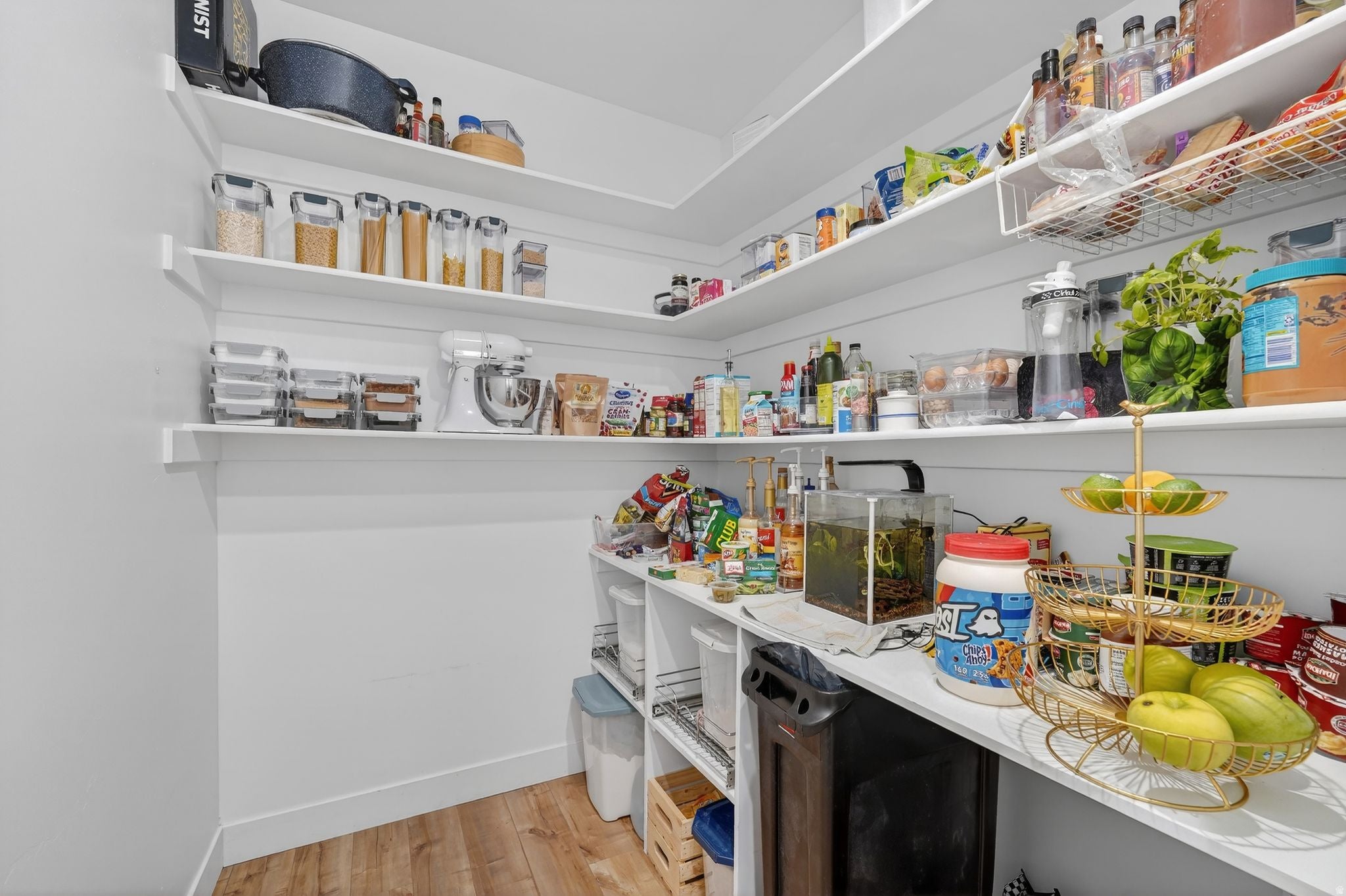 Eagle Mountain, Utah, 84005, United States, 5 Bedrooms Bedrooms, ,4 BathroomsBathrooms,Residential,Active,2009175