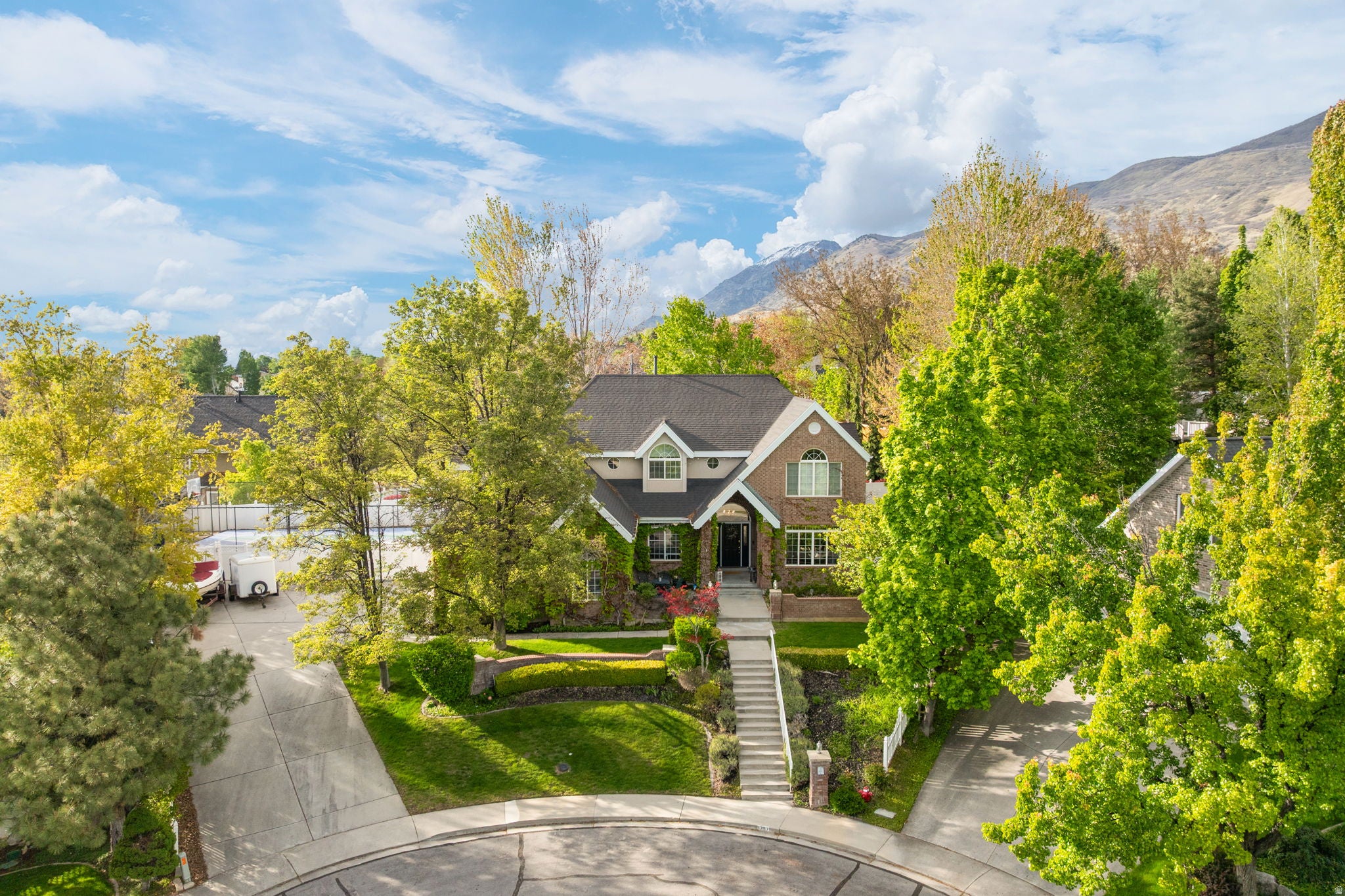Orem, Utah, 84097, United States, 6 Bedrooms Bedrooms, ,6 BathroomsBathrooms,Residential,Active,2044198
