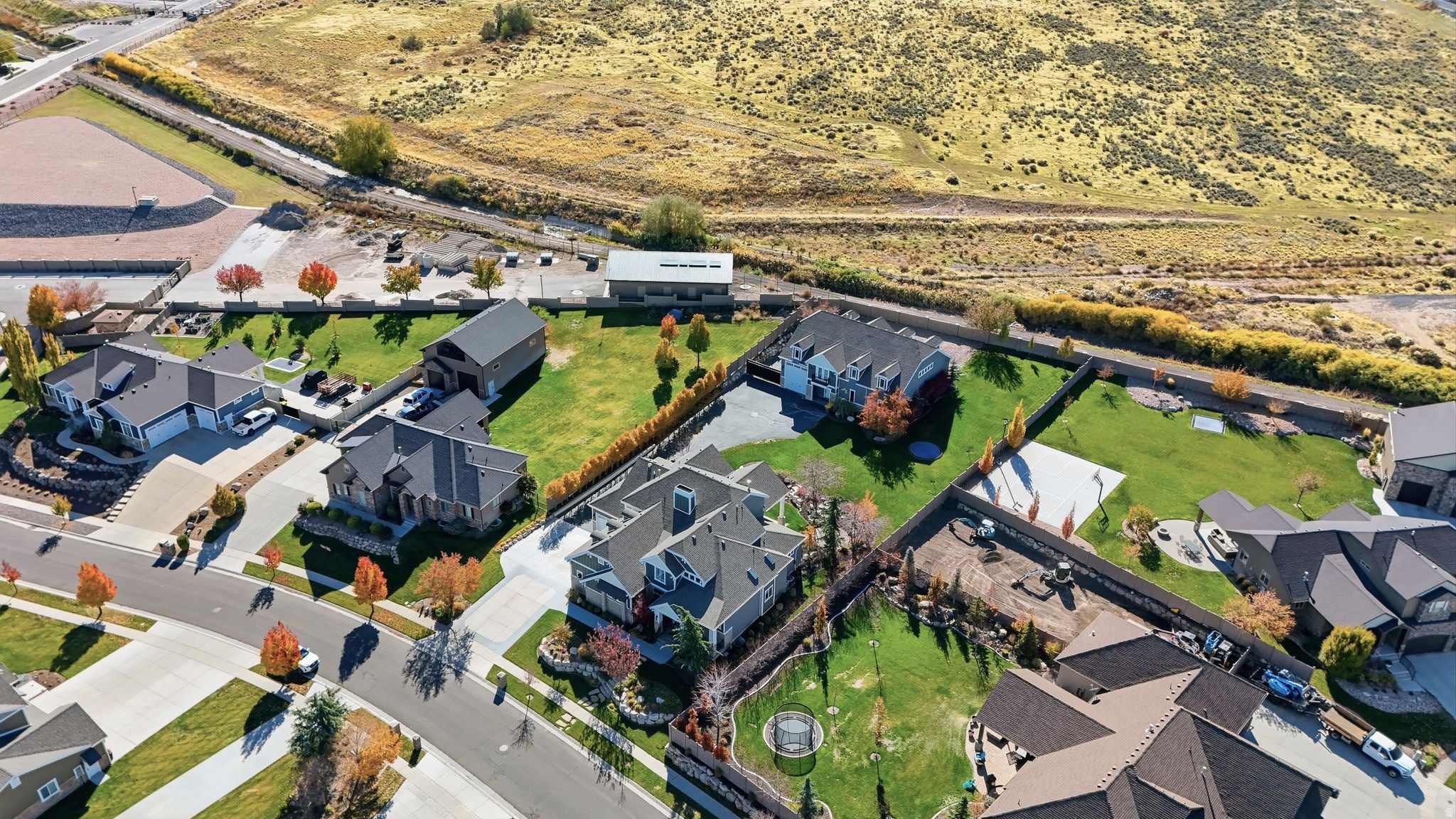 Bluffdale, Utah, 84065, United States, 7 Bedrooms Bedrooms, ,9 BathroomsBathrooms,Residential,Active,1987237