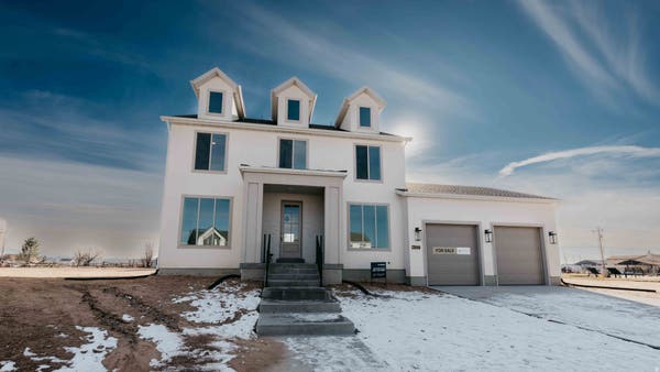 2837 W 2875 S, WEST HAVEN, UT 84401, photo 1 of 37