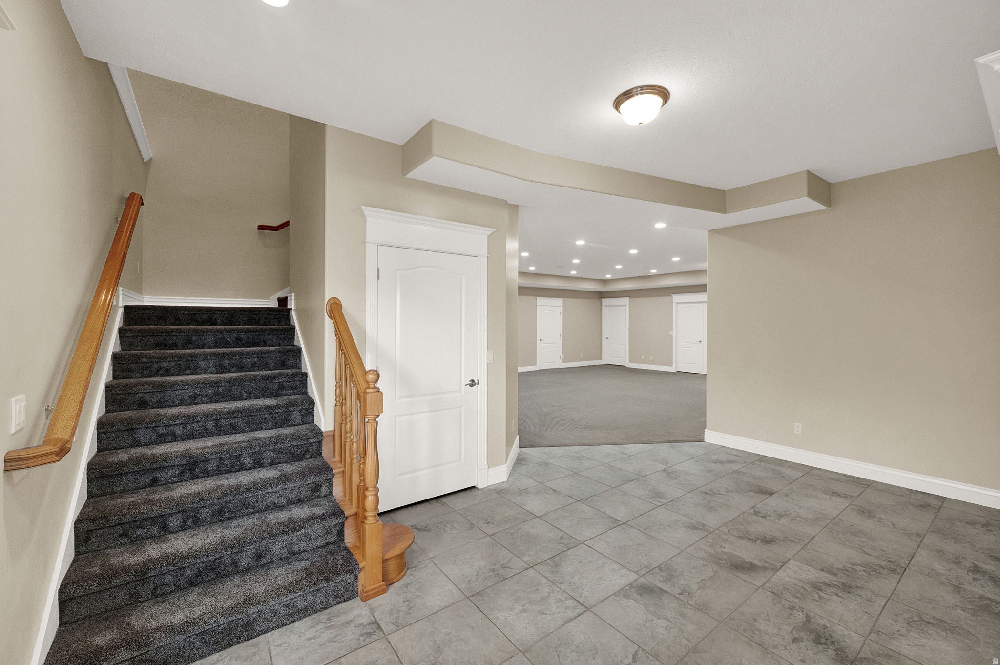 Perry, Utah, 84302, United States, 6 Bedrooms Bedrooms, ,5 BathroomsBathrooms,Residential,Active,2045022