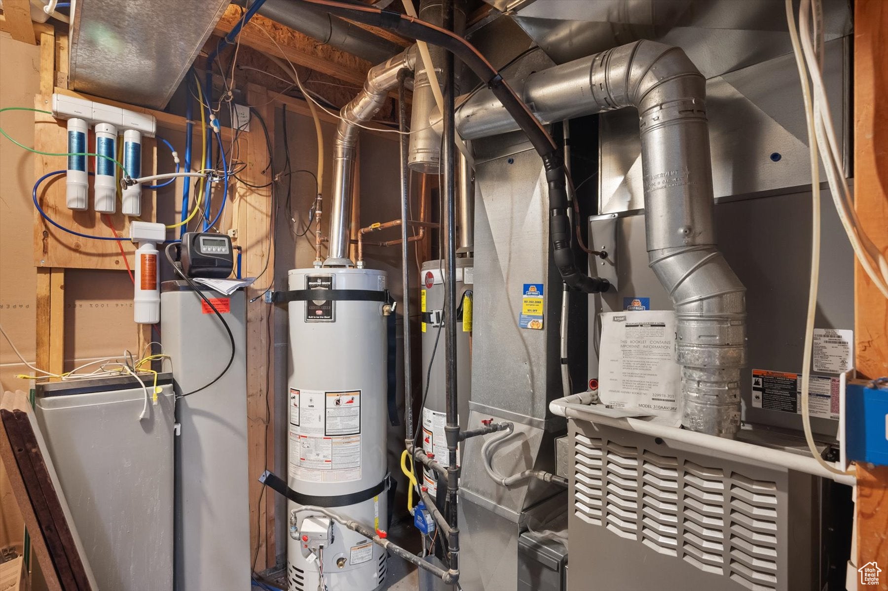 Cottonwood Heights, Utah, 84121, United States, 6 Bedrooms Bedrooms, ,3 BathroomsBathrooms,Residential,Active,1964287