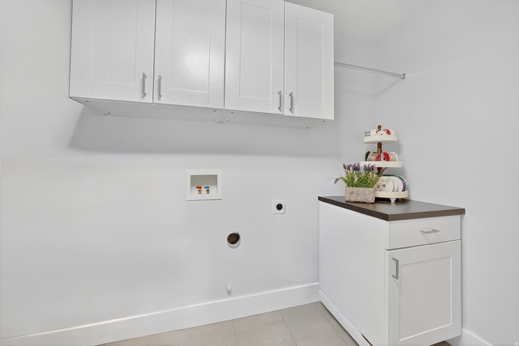 Bluffdale, Utah, 84065, United States, 7 Bedrooms Bedrooms, ,9 BathroomsBathrooms,Residential,Active,1987237