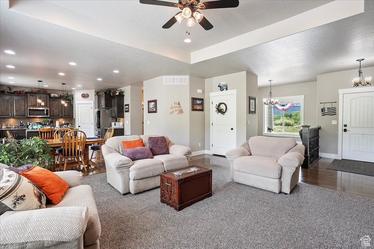 Eden, Utah, 84310, United States, 5 Bedrooms Bedrooms, ,4 BathroomsBathrooms,Residential,Active,1823943