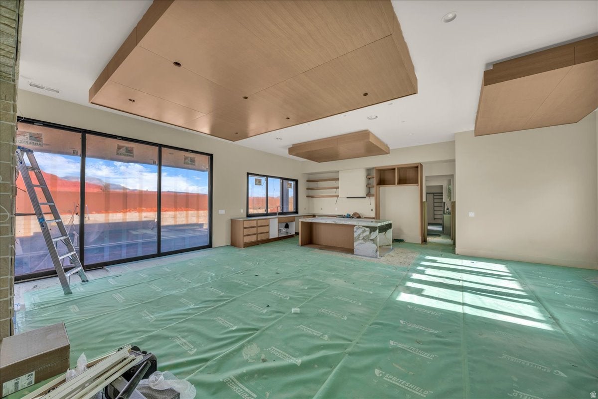 Ivins, Utah, 84738, United States, 4 Bedrooms Bedrooms, ,5 BathroomsBathrooms,Residential,Active,2052060