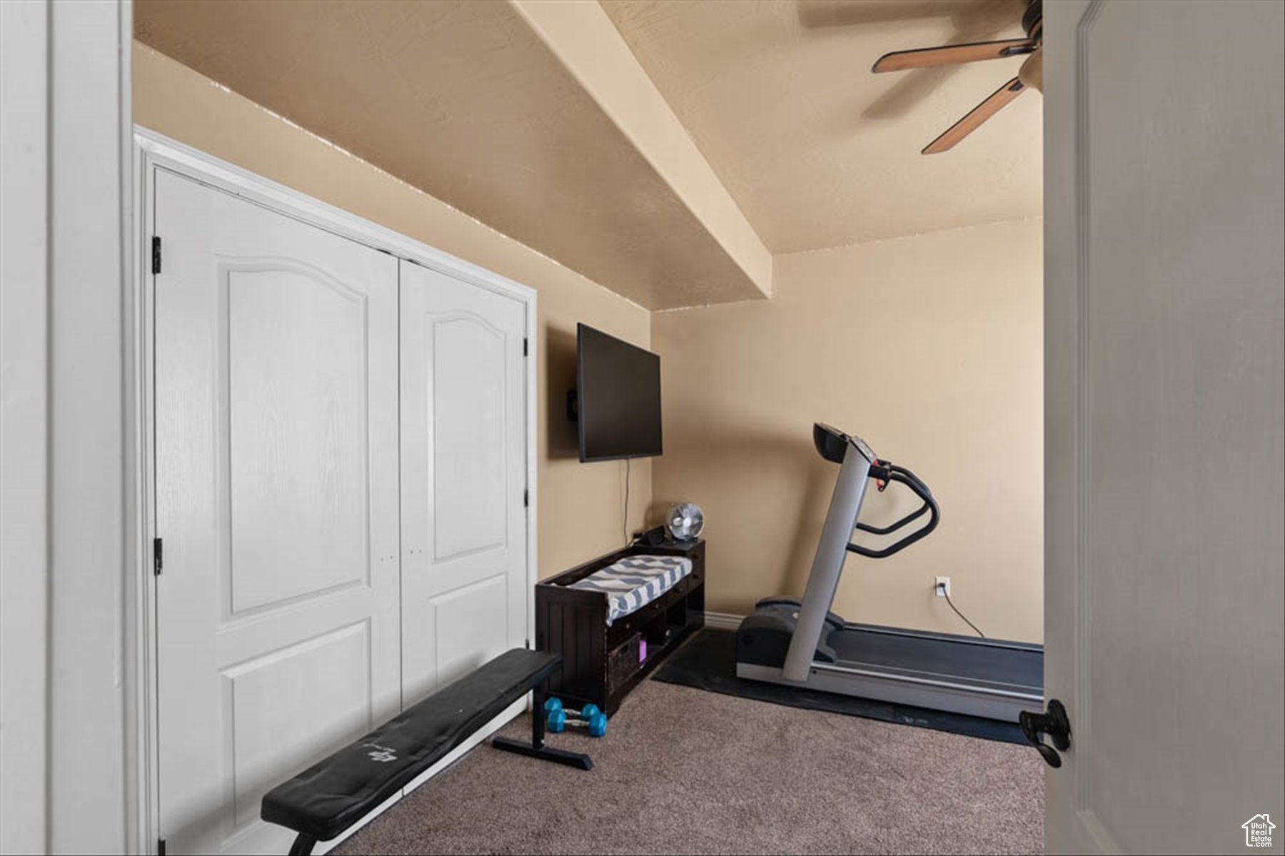 South Jordan, Utah, 84095, United States, 6 Bedrooms Bedrooms, ,4 BathroomsBathrooms,Residential,Active,1876871