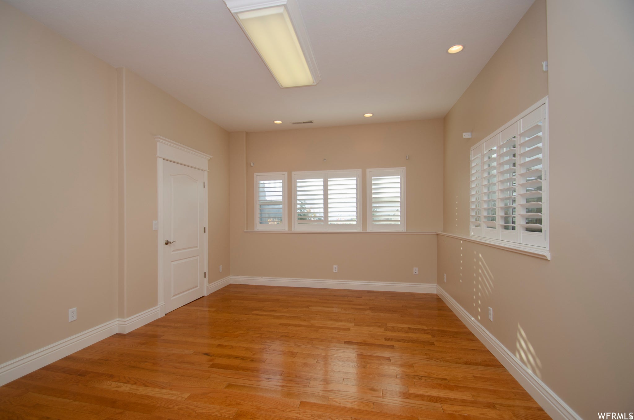 Perry, Utah, 84302, United States, 6 Bedrooms Bedrooms, ,5 BathroomsBathrooms,Residential,Active,1973365