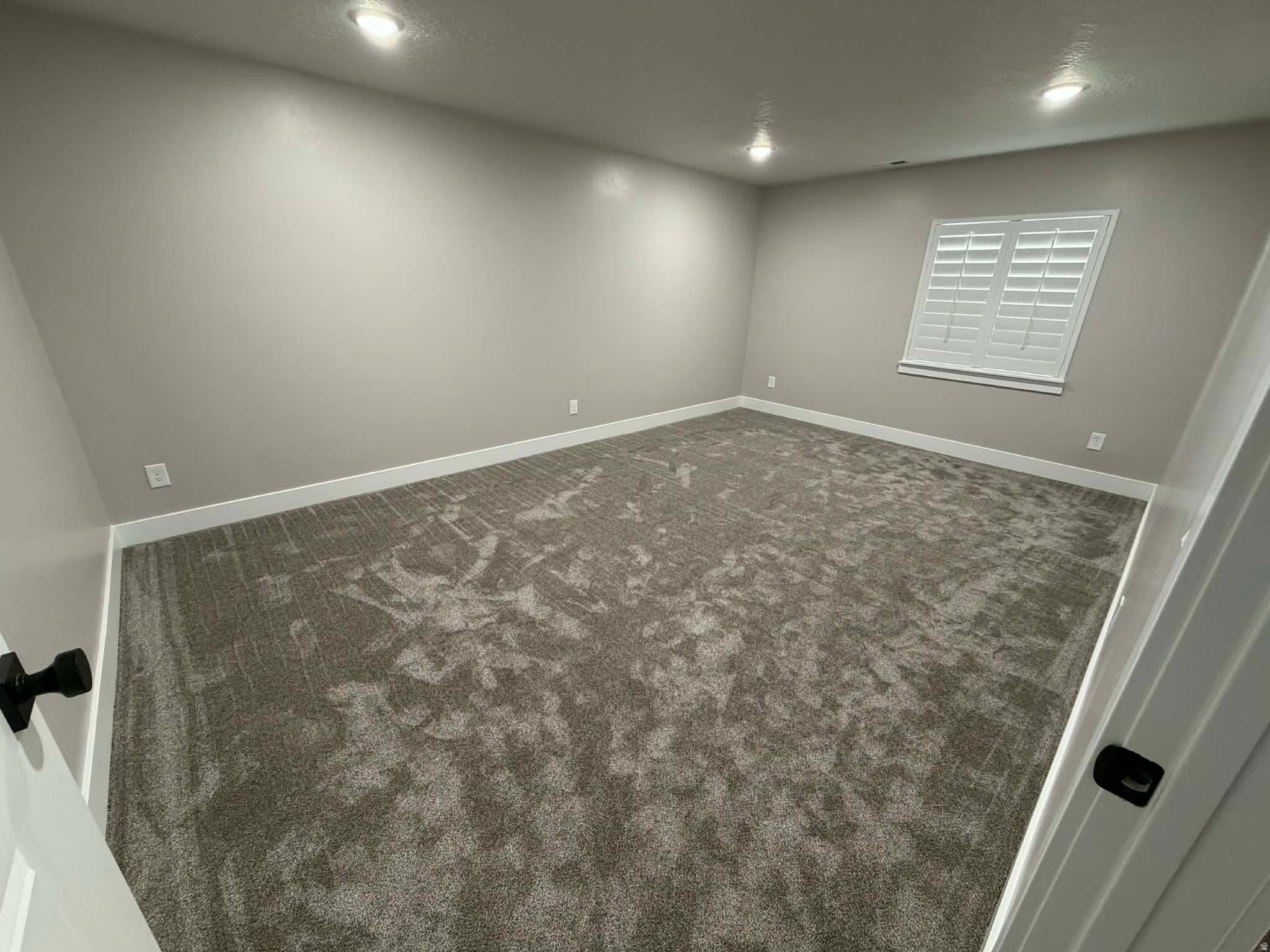 Helper, Utah, 84526, United States, 6 Bedrooms Bedrooms, ,4 BathroomsBathrooms,Residential,Active,2007252