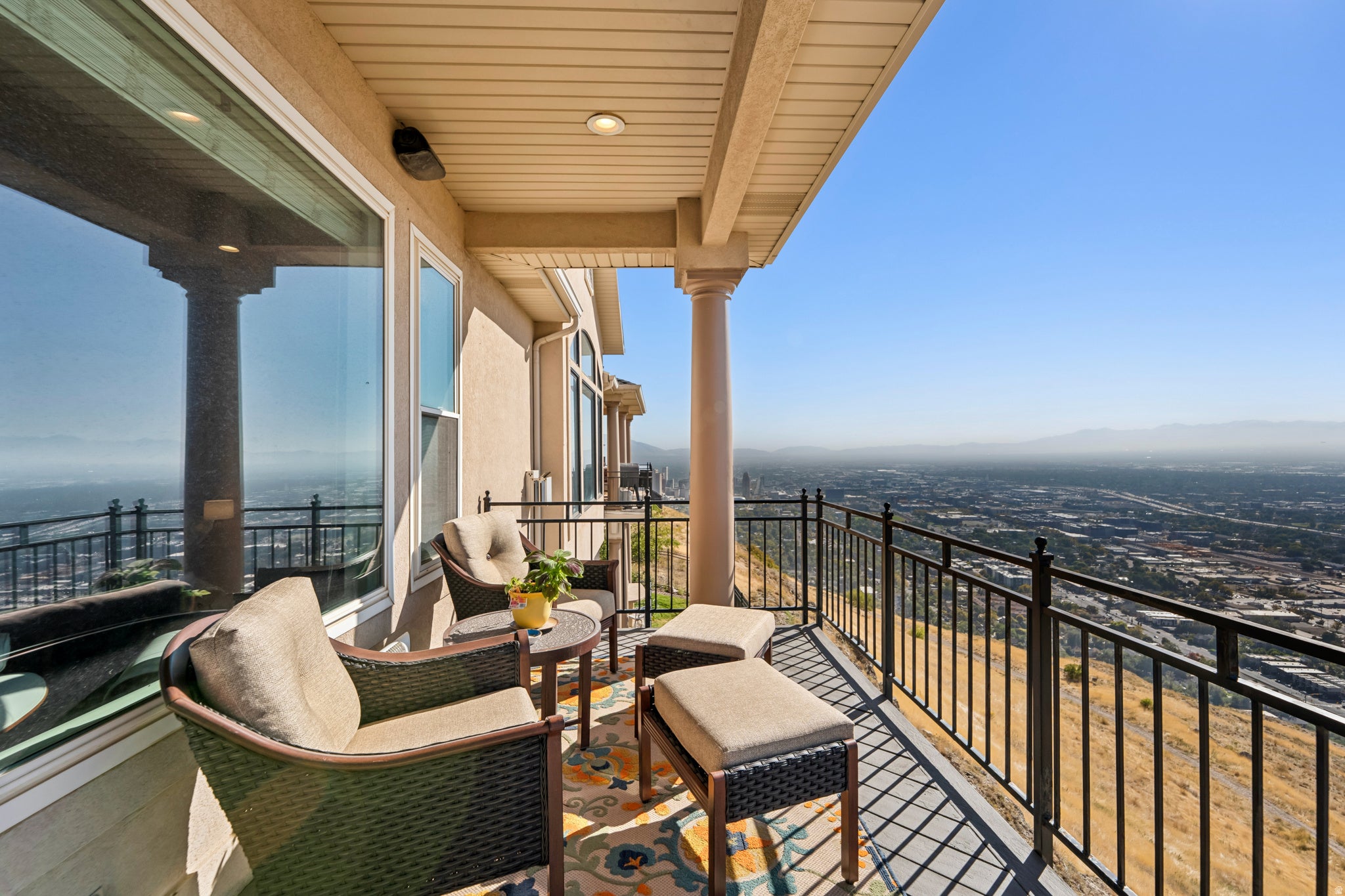 Salt Lake City, Utah, 84103, United States, 5 Bedrooms Bedrooms, ,4 BathroomsBathrooms,Residential,Active,2042745