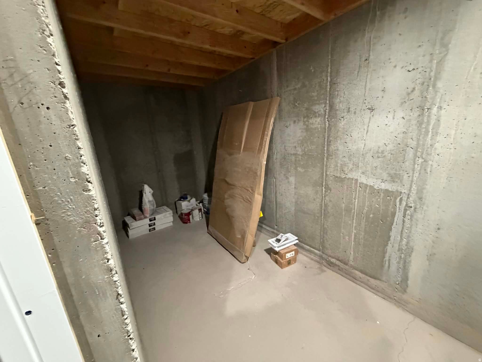 Helper, Utah, 84526, United States, 6 Bedrooms Bedrooms, ,4 BathroomsBathrooms,Residential,Active,2007252