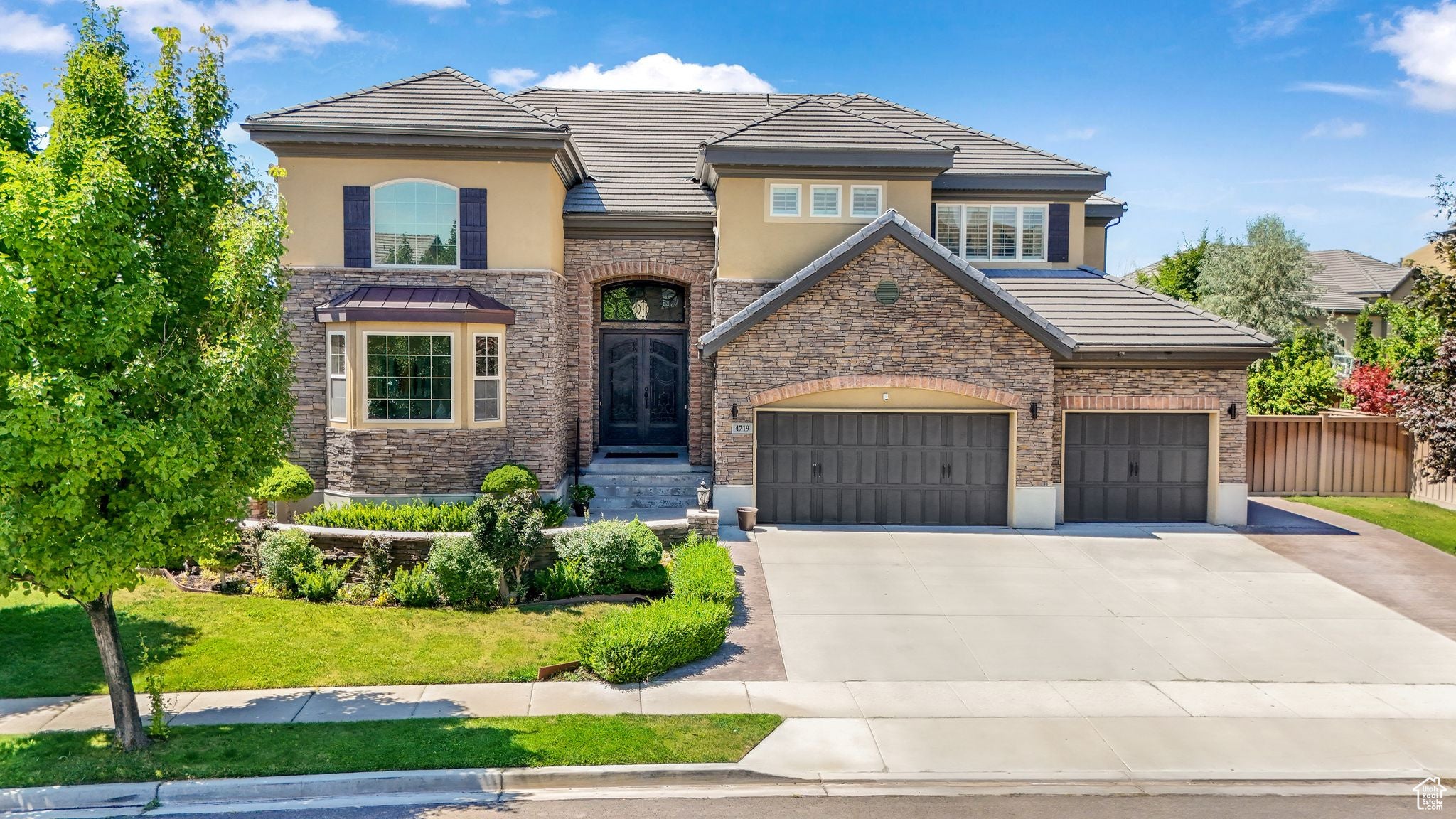 Lehi, Utah, 84043, United States, 7 Bedrooms Bedrooms, ,7 BathroomsBathrooms,Residential,Active,1904175