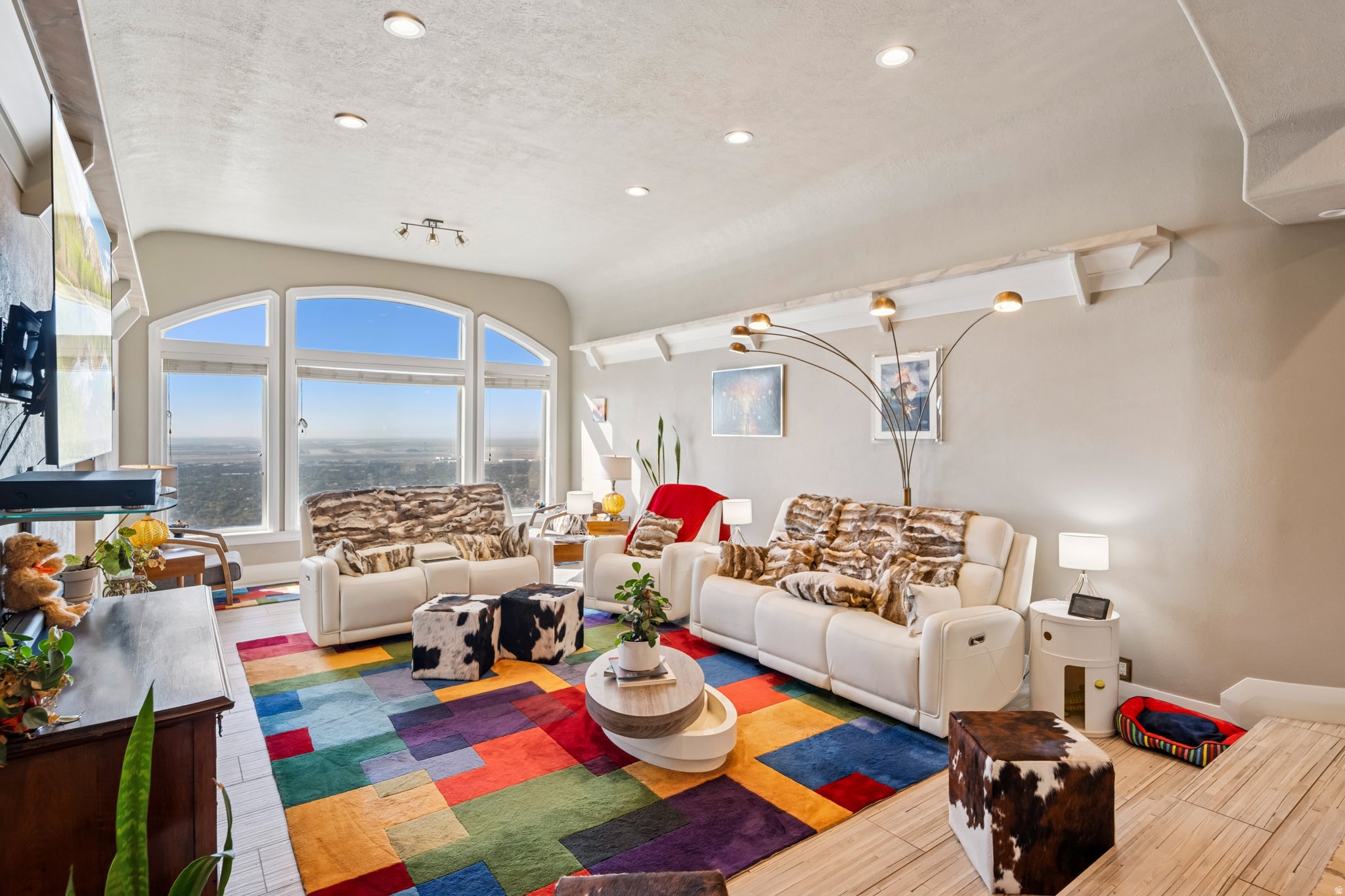 Salt Lake City, Utah, 84103, United States, 5 Bedrooms Bedrooms, ,4 BathroomsBathrooms,Residential,Active,2042745