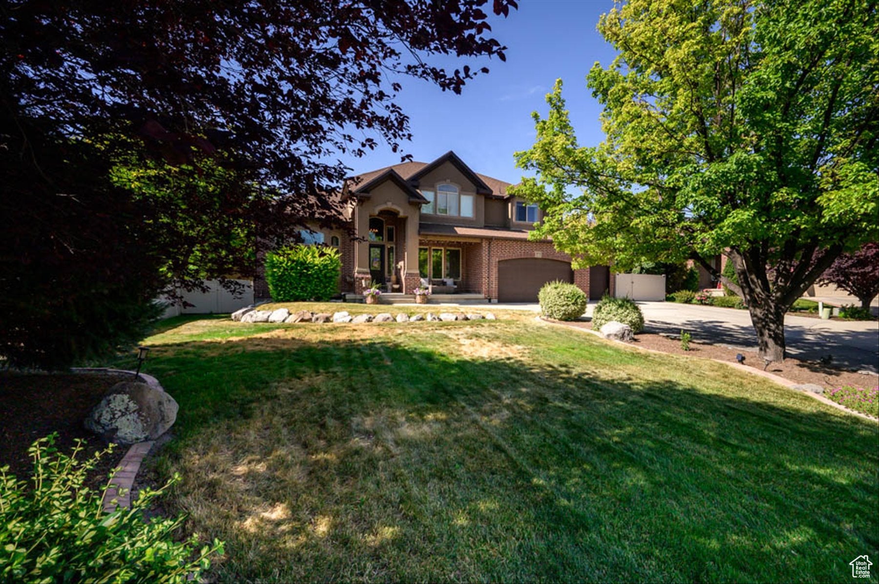 South Jordan, Utah, 84095, United States, 6 Bedrooms Bedrooms, ,4 BathroomsBathrooms,Residential,Active,1876871