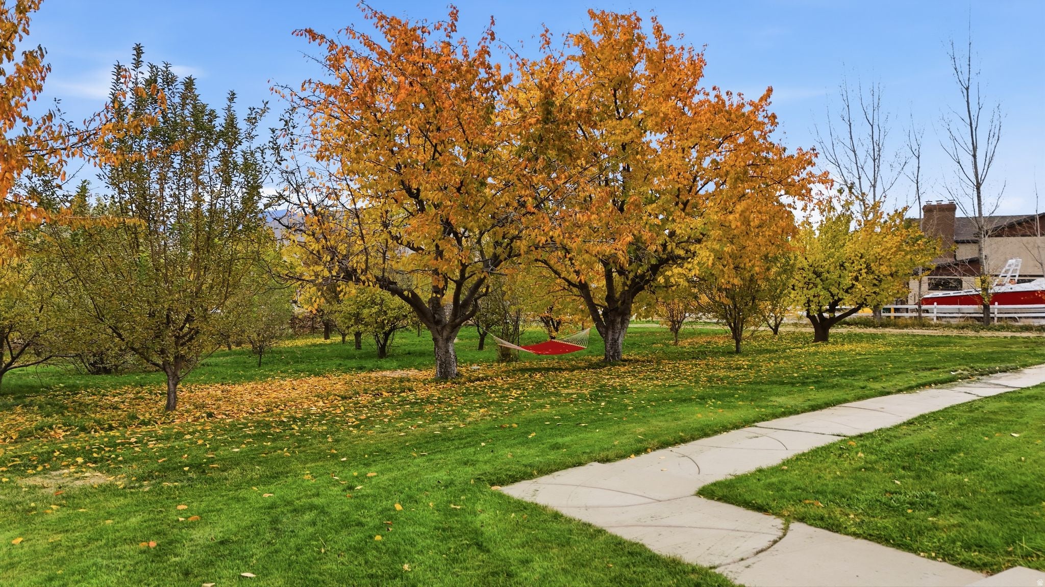 Bluffdale, Utah, 84065, United States, 10 Bedrooms Bedrooms, ,7 BathroomsBathrooms,Residential,Active,1990647