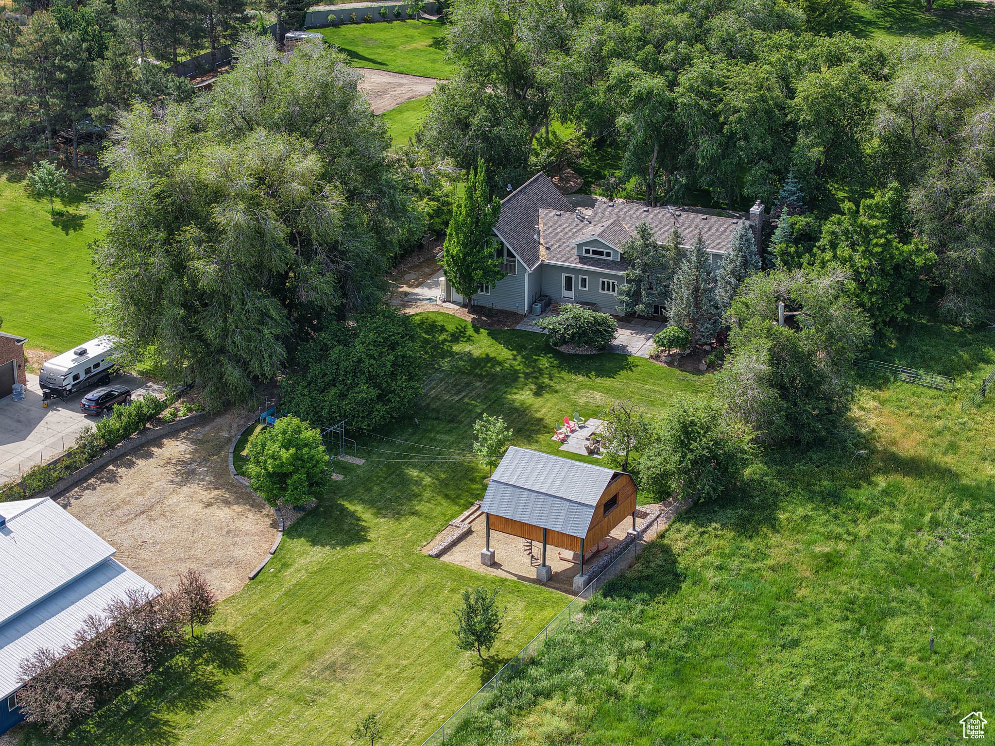 Draper, Utah, 84020, United States, 4 Bedrooms Bedrooms, ,4 BathroomsBathrooms,Residential,Pending,1824917