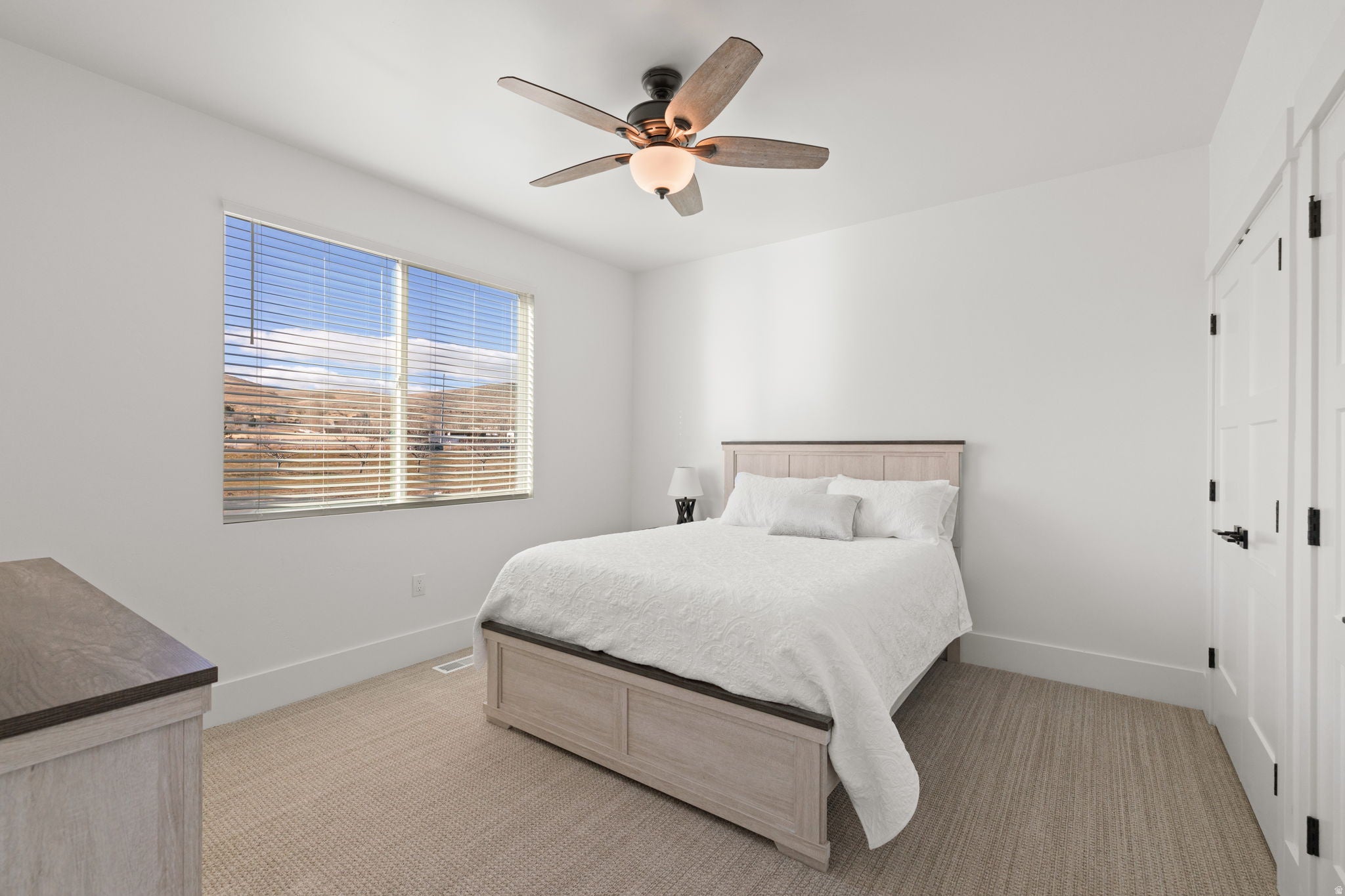 Payson, Utah, 84651, United States, 5 Bedrooms Bedrooms, ,3 BathroomsBathrooms,Residential,Active,2007937