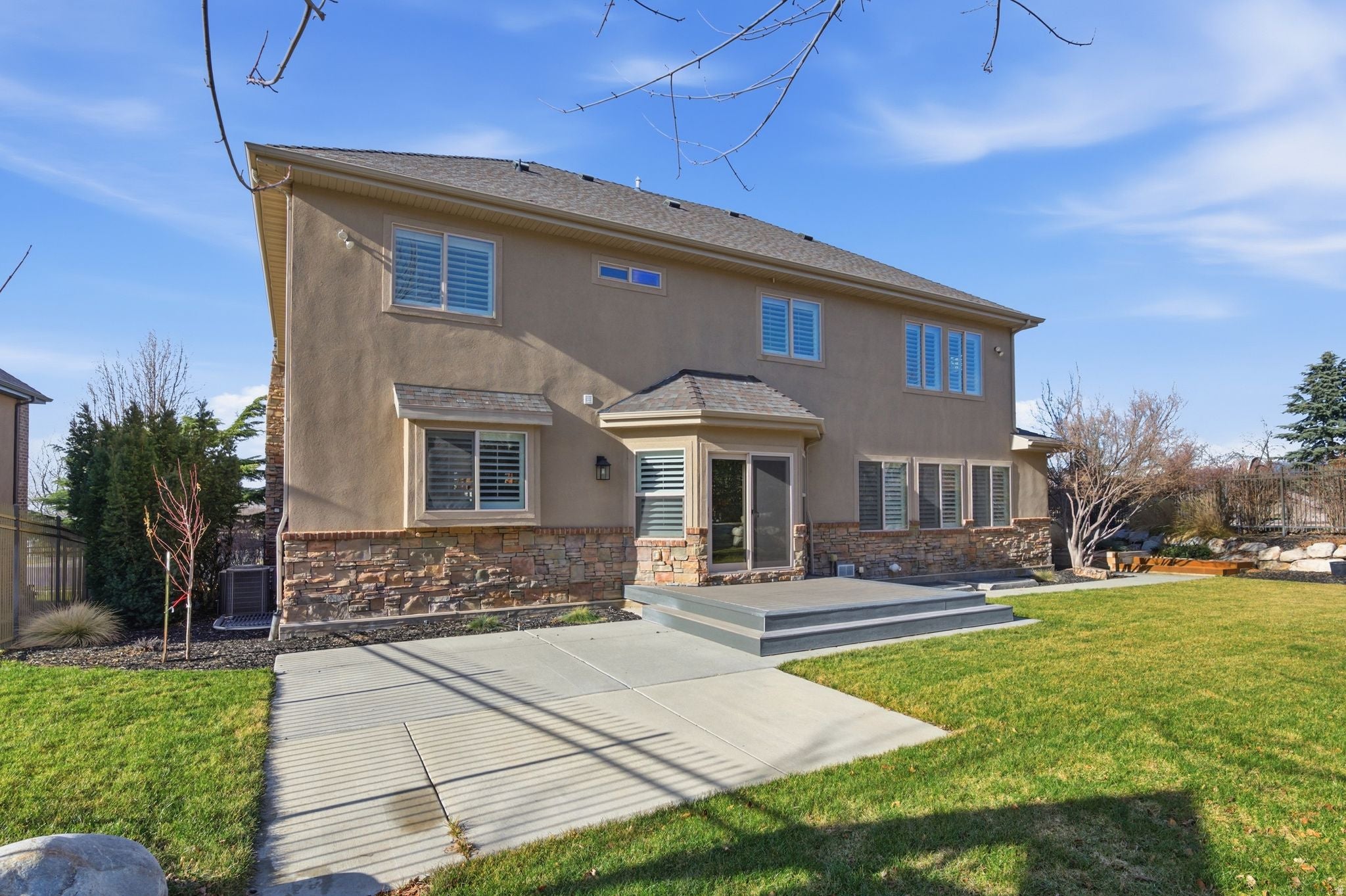 North Salt Lake, Utah, 84054, United States, 6 Bedrooms Bedrooms, ,4 BathroomsBathrooms,Residential,Active,2012192