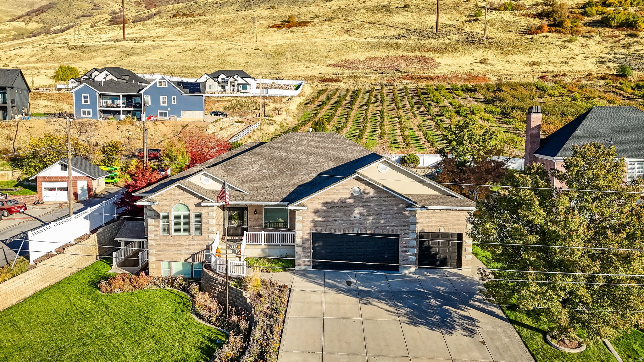 Perry, Utah, 84302, United States, 6 Bedrooms Bedrooms, ,5 BathroomsBathrooms,Residential,Active,2045022