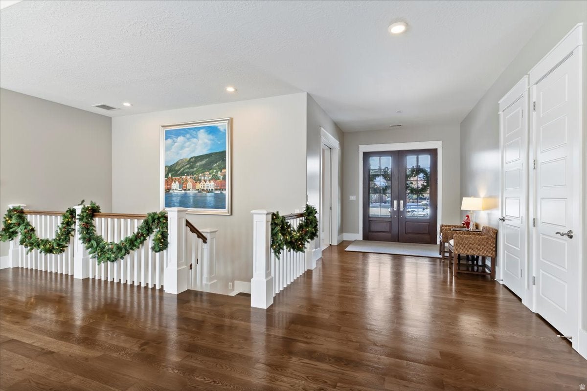 Mountain Green, Utah, 84050, United States, 4 Bedrooms Bedrooms, ,5 BathroomsBathrooms,Residential,Active,2002341