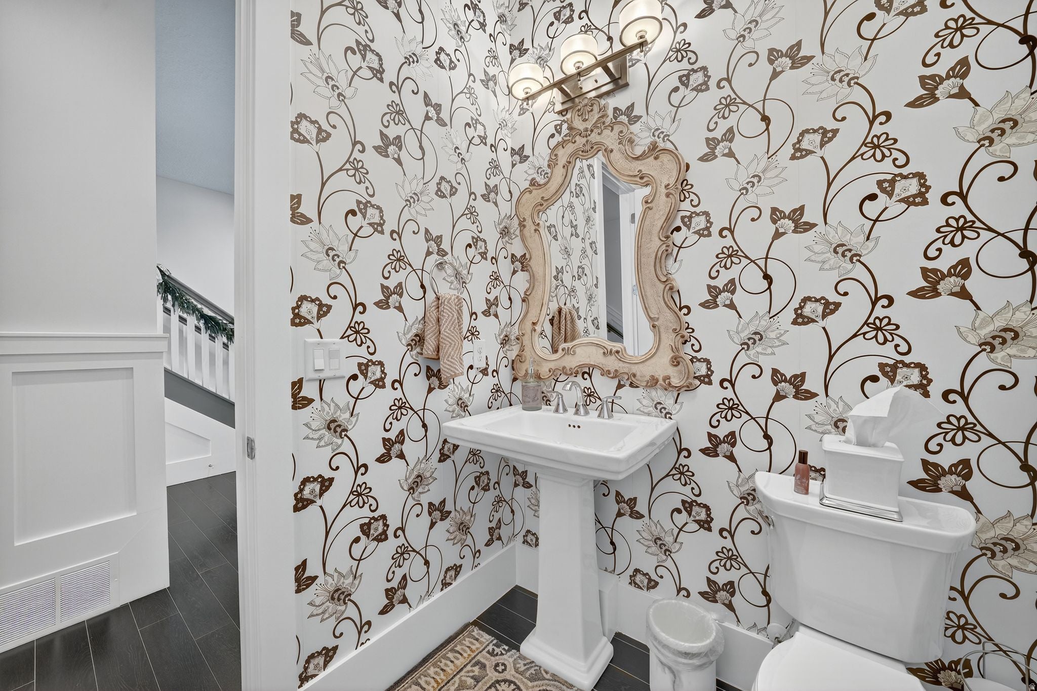 Bluffdale, Utah, 84065, United States, 7 Bedrooms Bedrooms, ,9 BathroomsBathrooms,Residential,Active,1987237