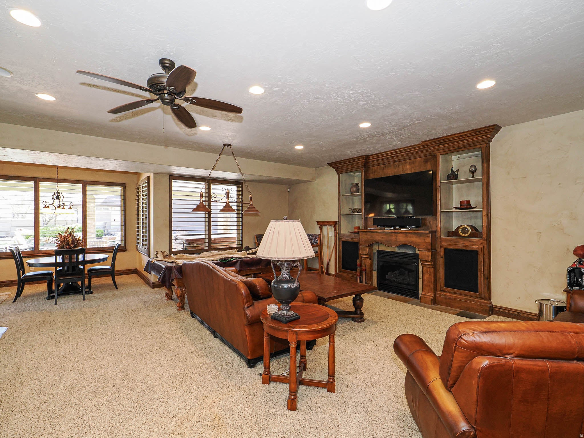 Bluffdale, Utah, 84065, United States, 5 Bedrooms Bedrooms, ,5 BathroomsBathrooms,Residential,Active,2030117